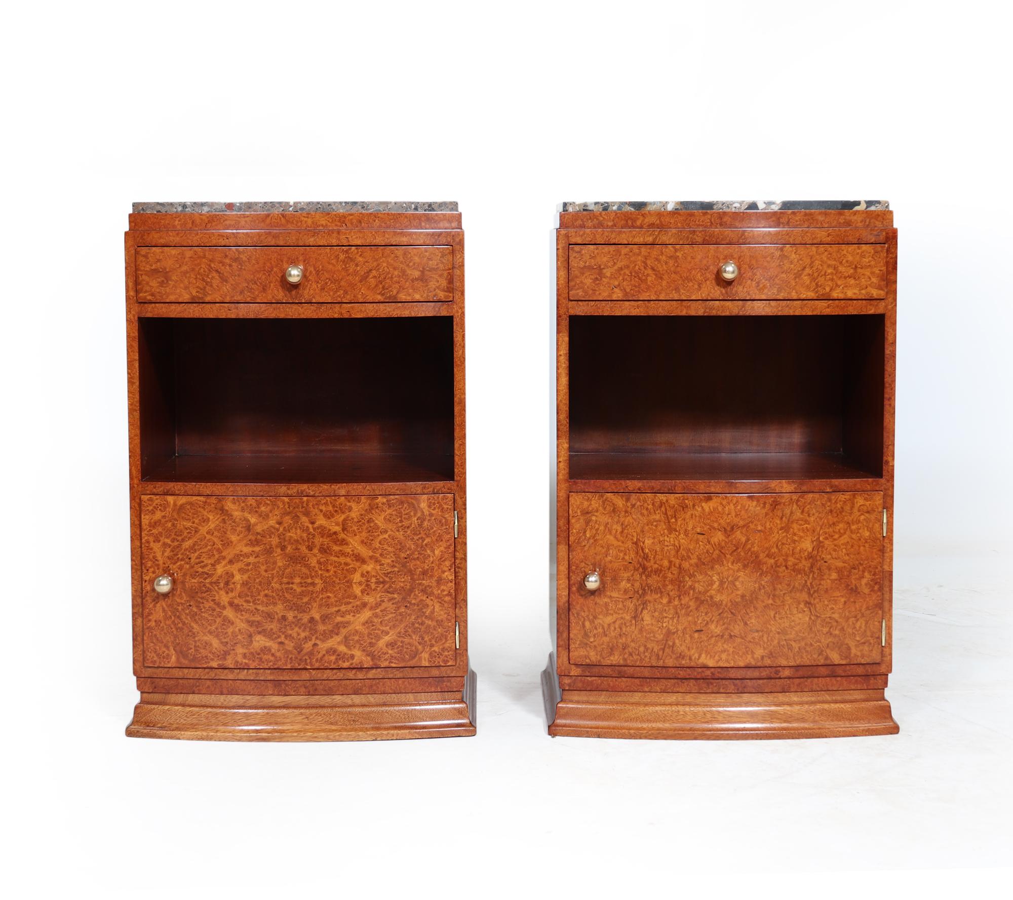 Pair of Art Deco Bedside Cabinets in Amboyna For Sale 6