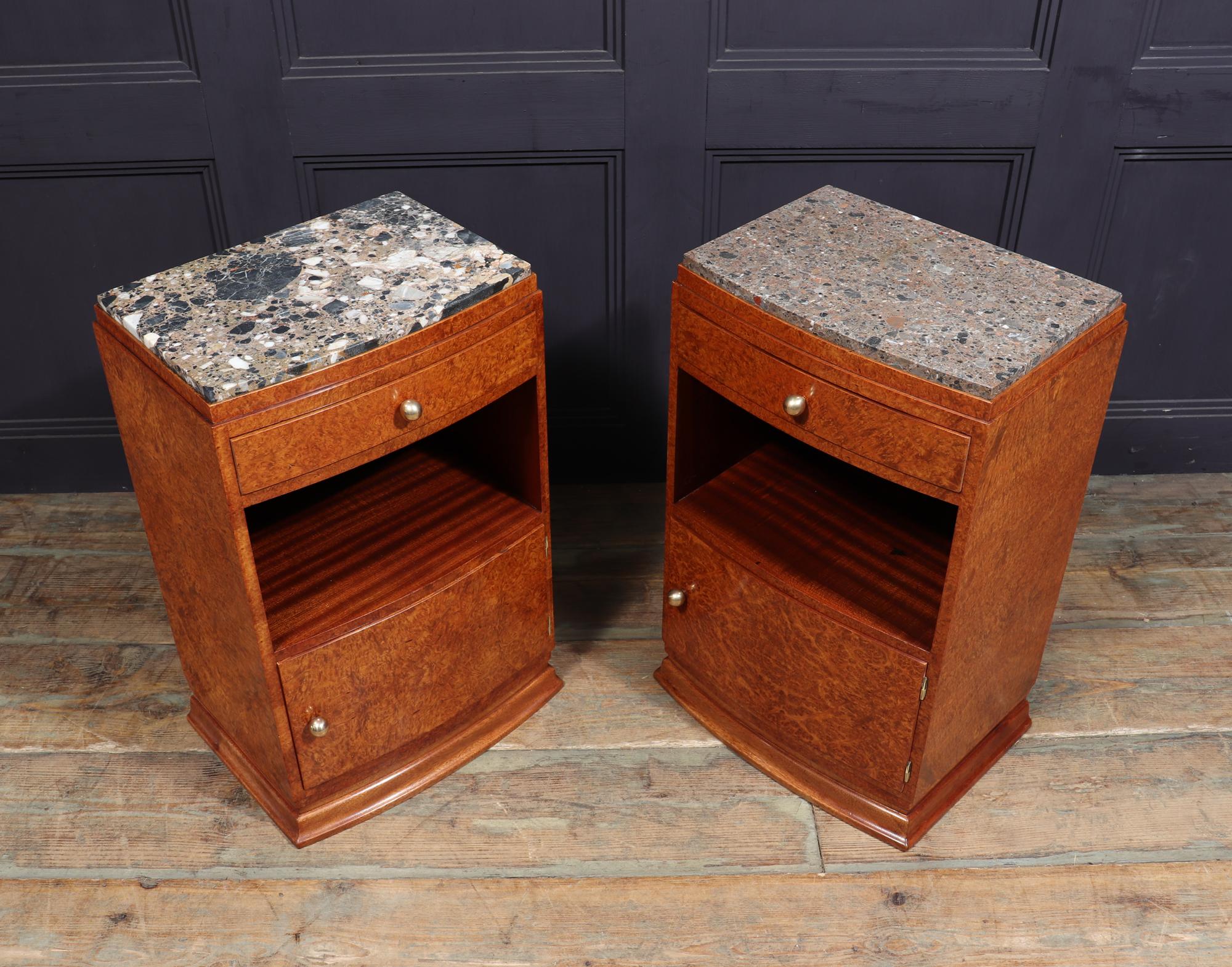 20th Century Pair of Art Deco Bedside Cabinets in Amboyna For Sale