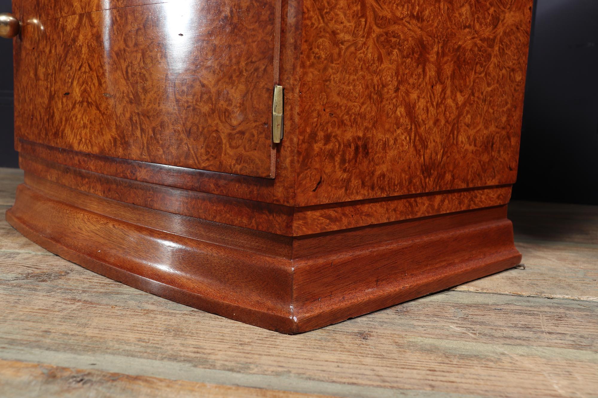 Pair of Art Deco Bedside Cabinets in Amboyna 3