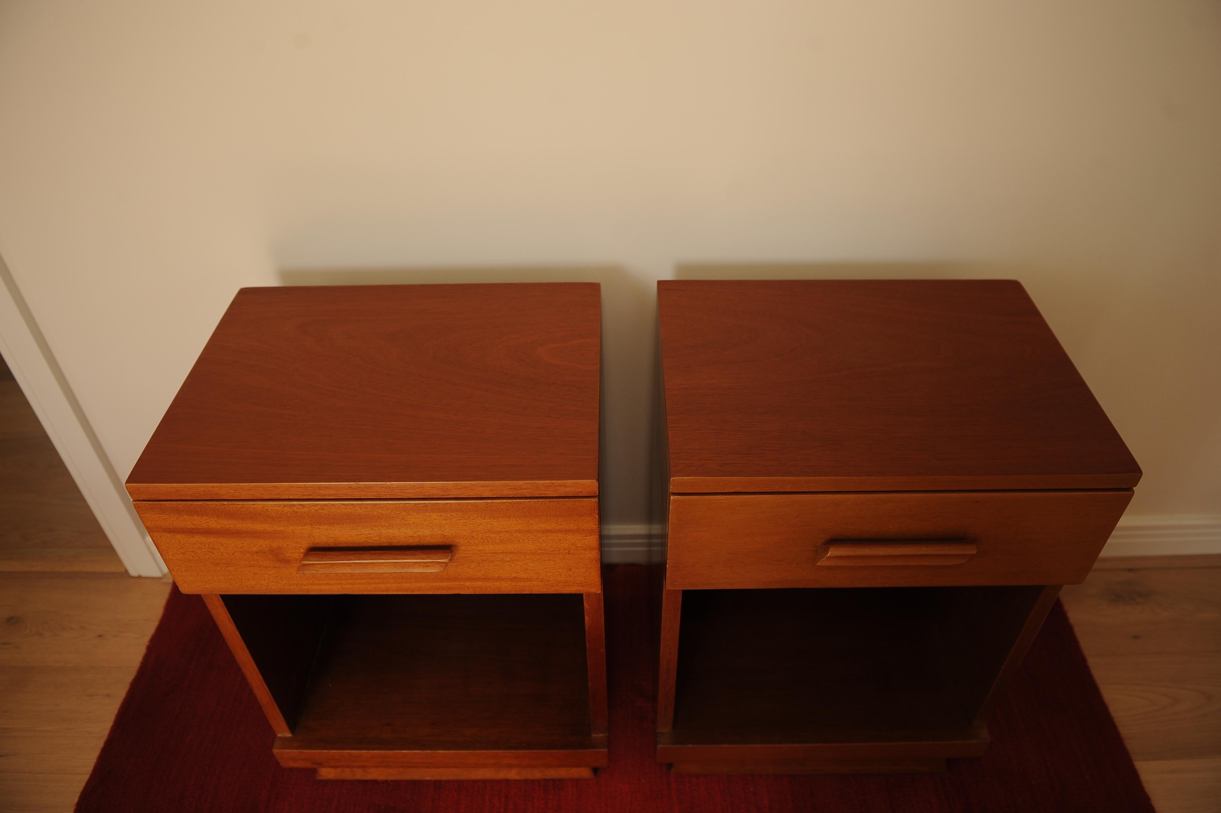 British Pair of Art Deco Bedside Cabinets/Side Tables with Fitted Drawer over Open Shelf For Sale