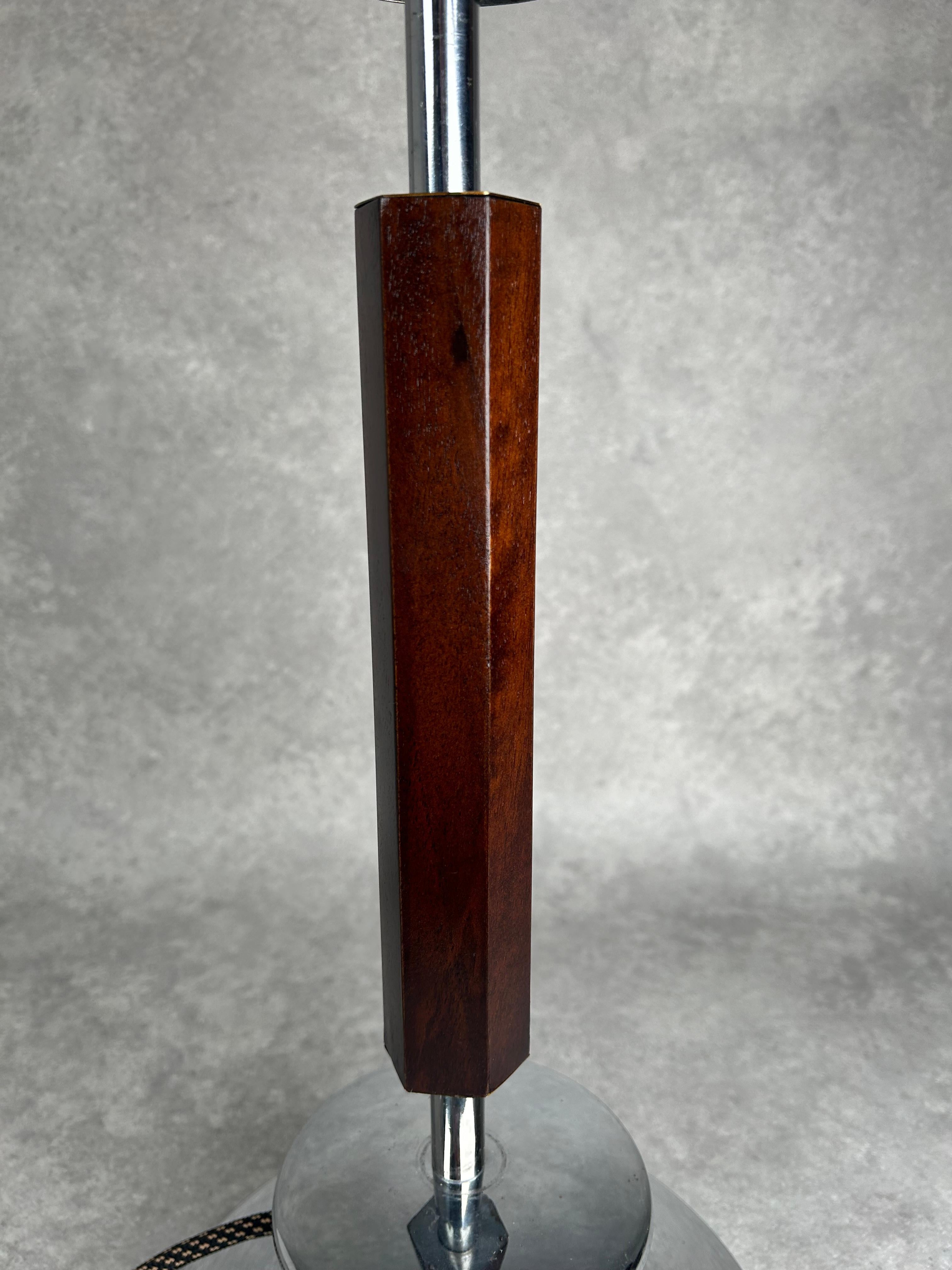 Pair of art deco bedside table lamps For Sale at 1stDibs