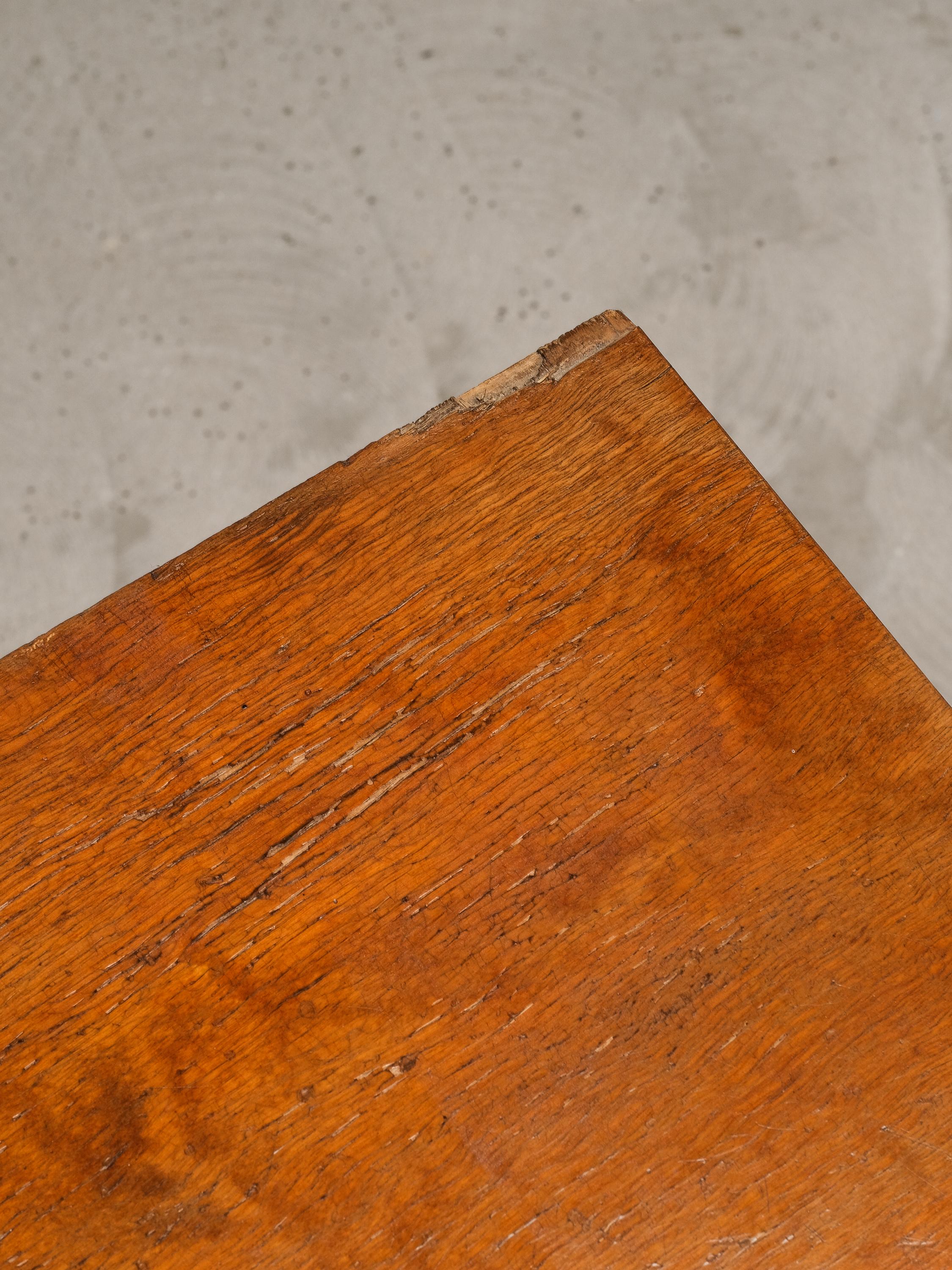 Paire de tables de chevet Art déco, années 1930 en vente 4