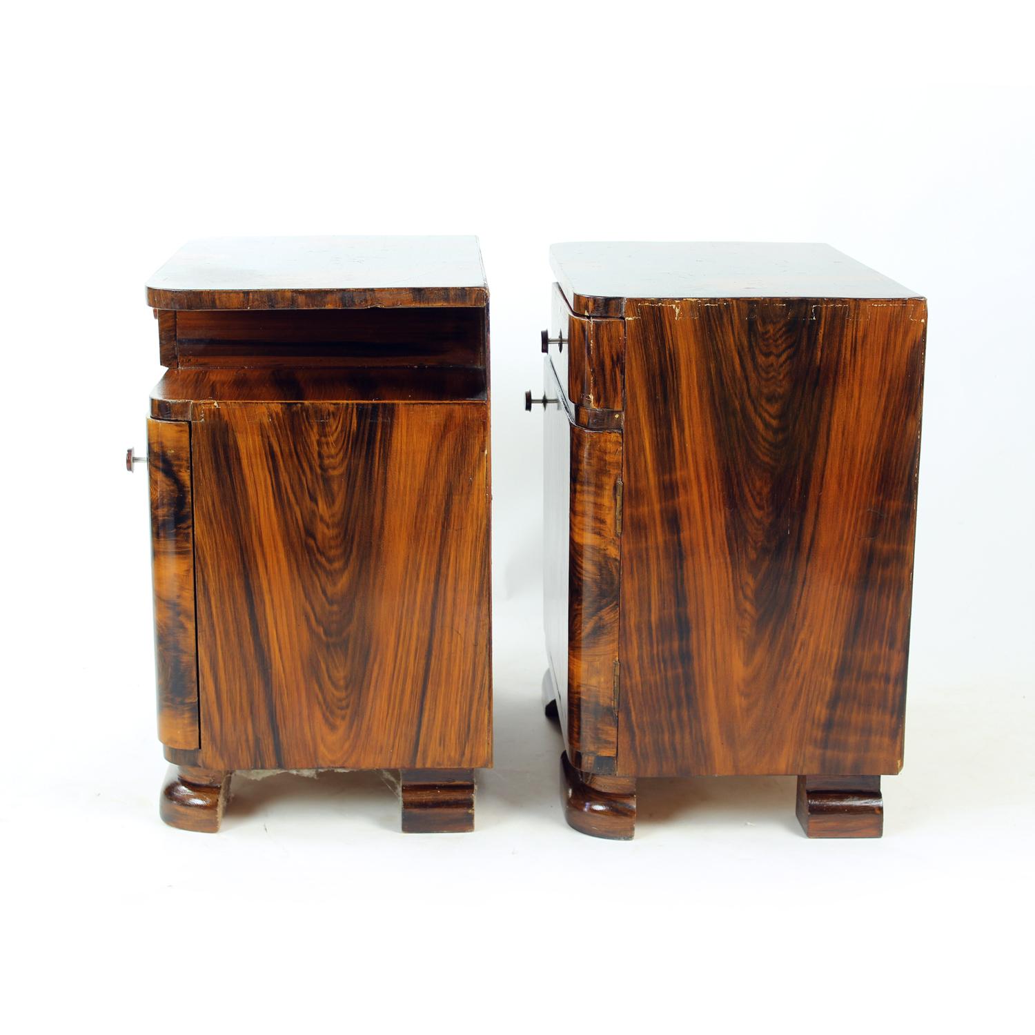 Pair Of Art Deco Bedside Tables With Faux Wood Graining, Czechoslovakia, 1940s For Sale 8