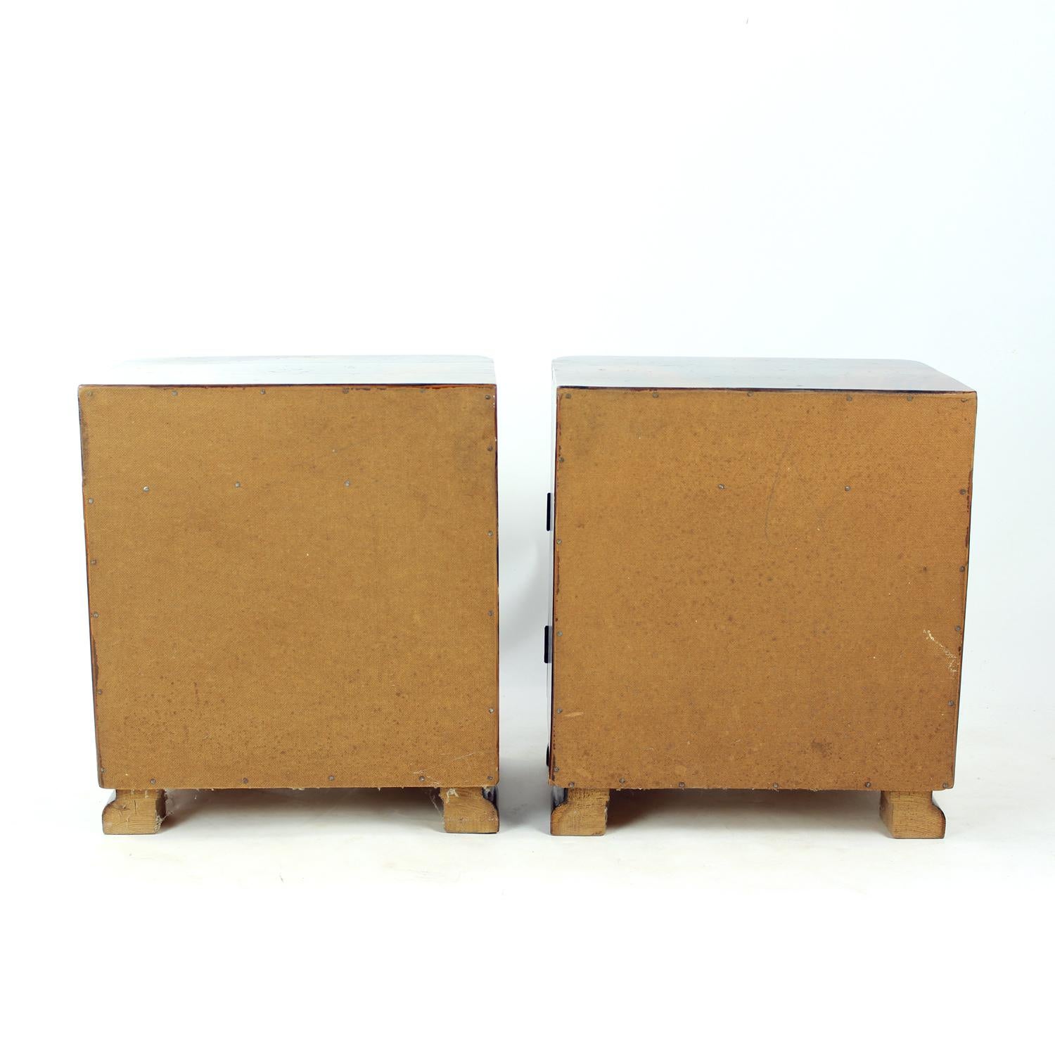 Pair Of Art Deco Bedside Tables With Faux Wood Graining, Czechoslovakia, 1940s For Sale 10