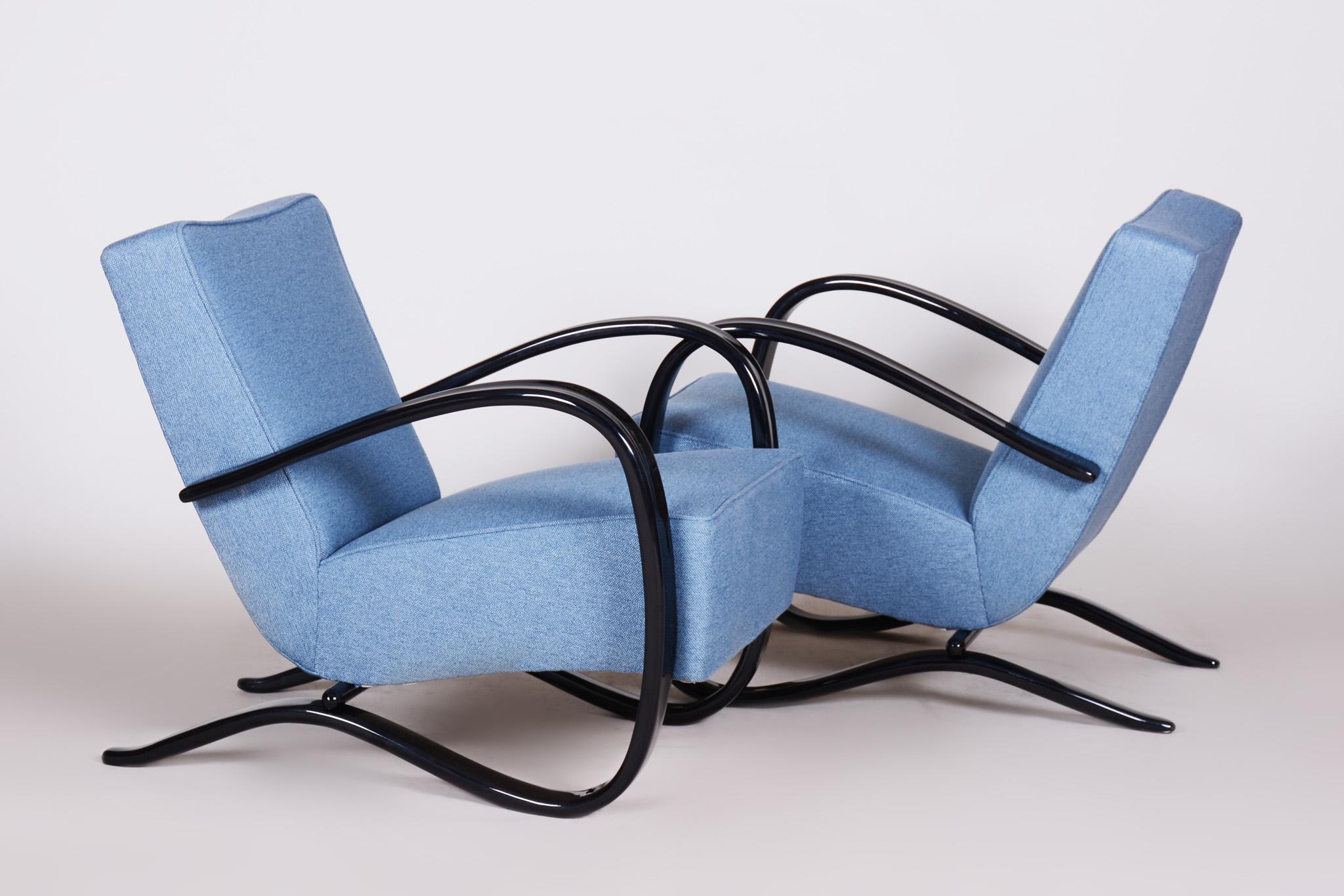 20ième siècle Paire de fauteuils Art Déco en hêtre de Tchécoslovaquie par Jindich Halabala en vente