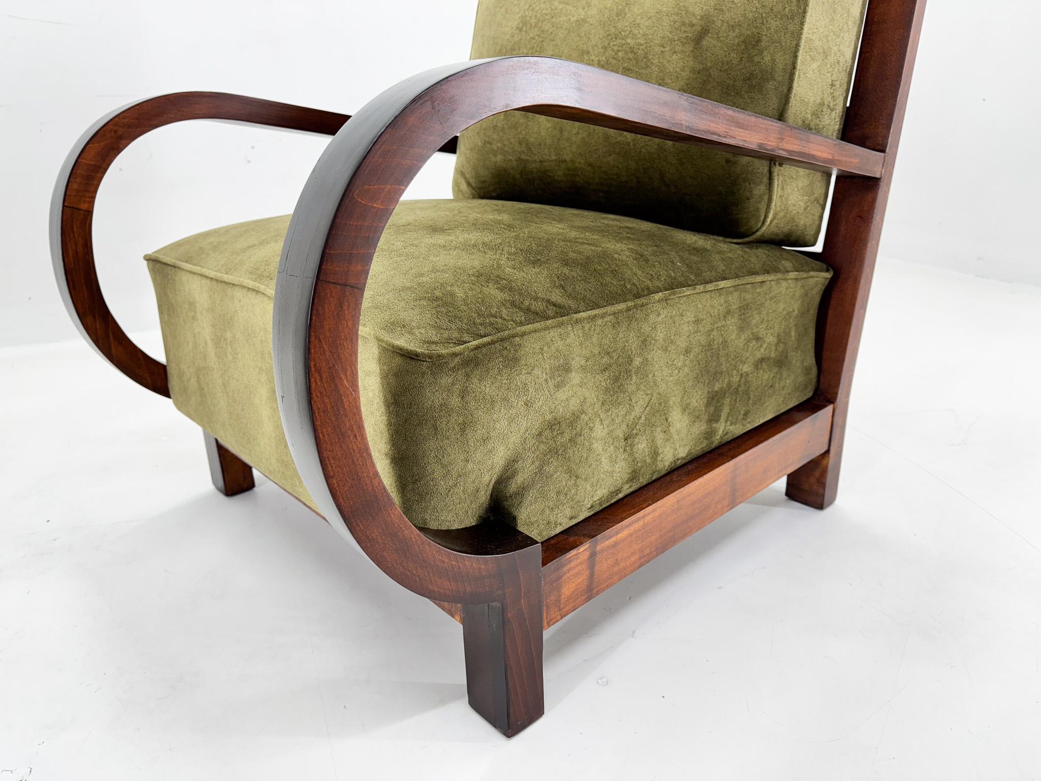 Pair of Art Deco Beech Wood Armchairs, 1930's, Newly Upholstered For Sale 10