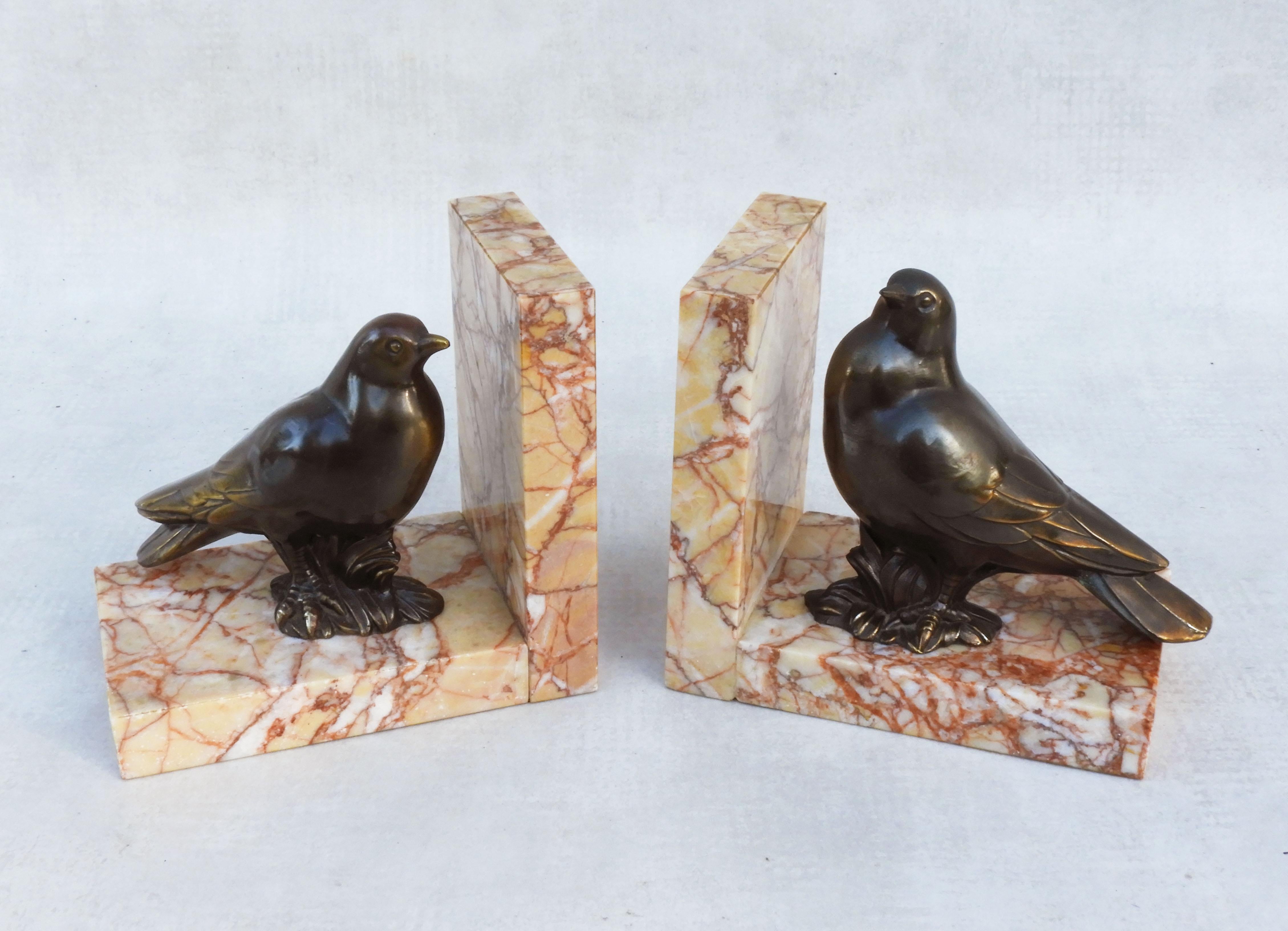 French Pair of Art Deco Bird Book Ends C1930s France For Sale