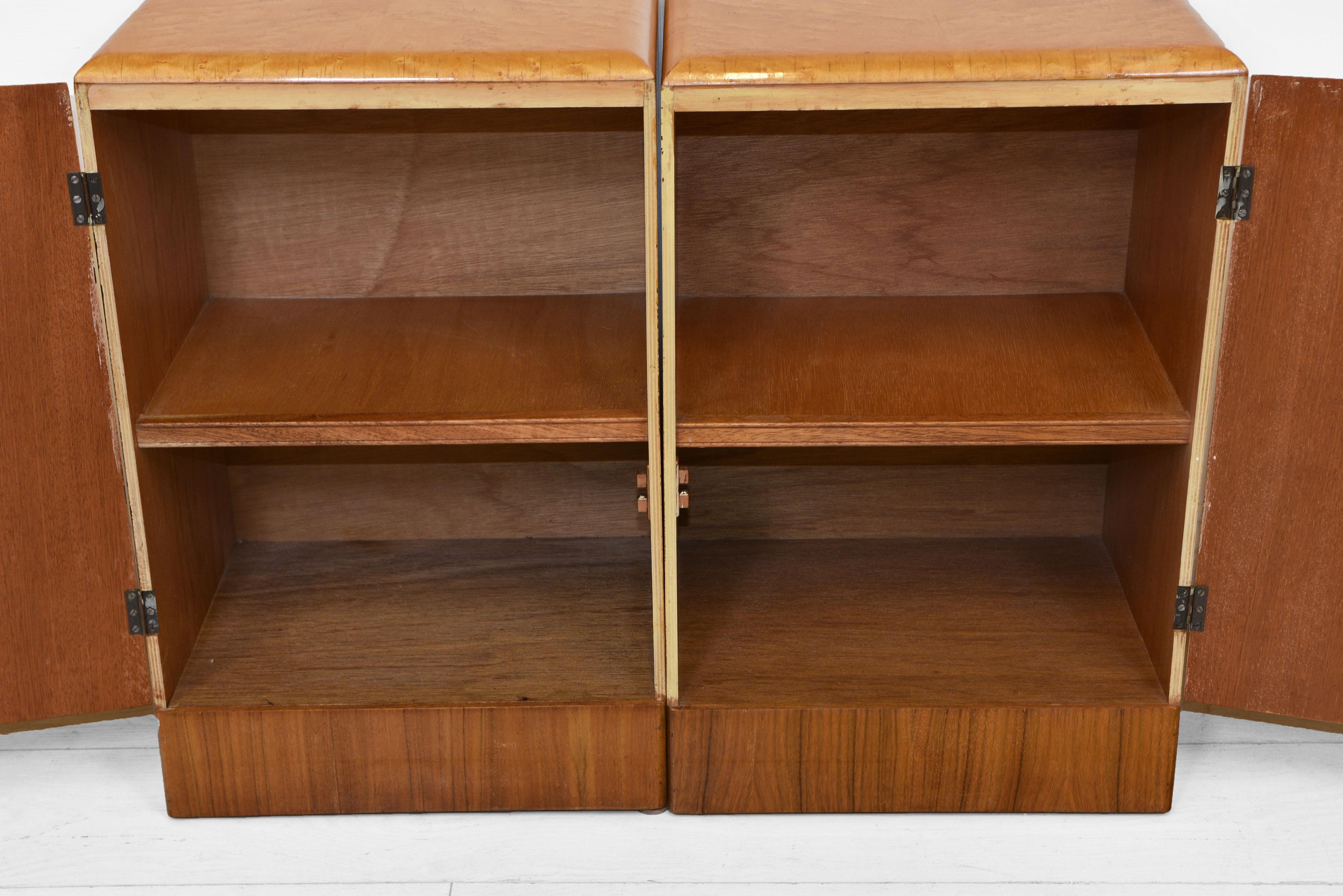 Veneer Pair of Art Deco Bird's Eye Maple & Walnut Bedside Cabinets, 1930s