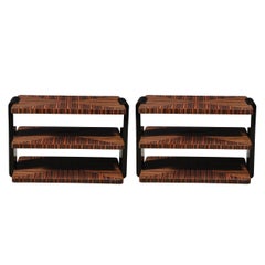 Paire de tables d'appoint Art Déco en laque noire et ébène de Macassar assorti
