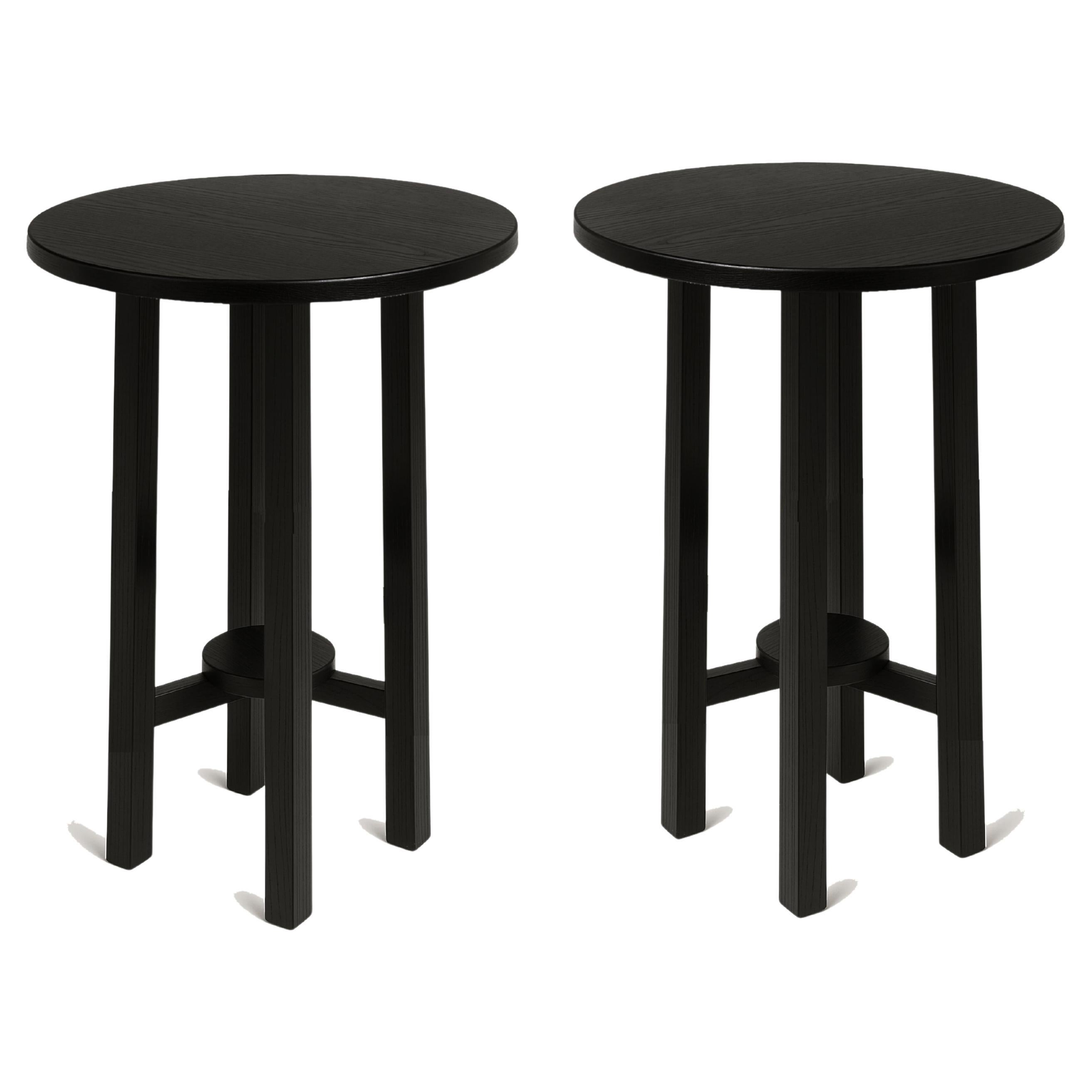 A pair of Art Deco Black Lacquer side Table with a varnish finish, ideal for any decor option.