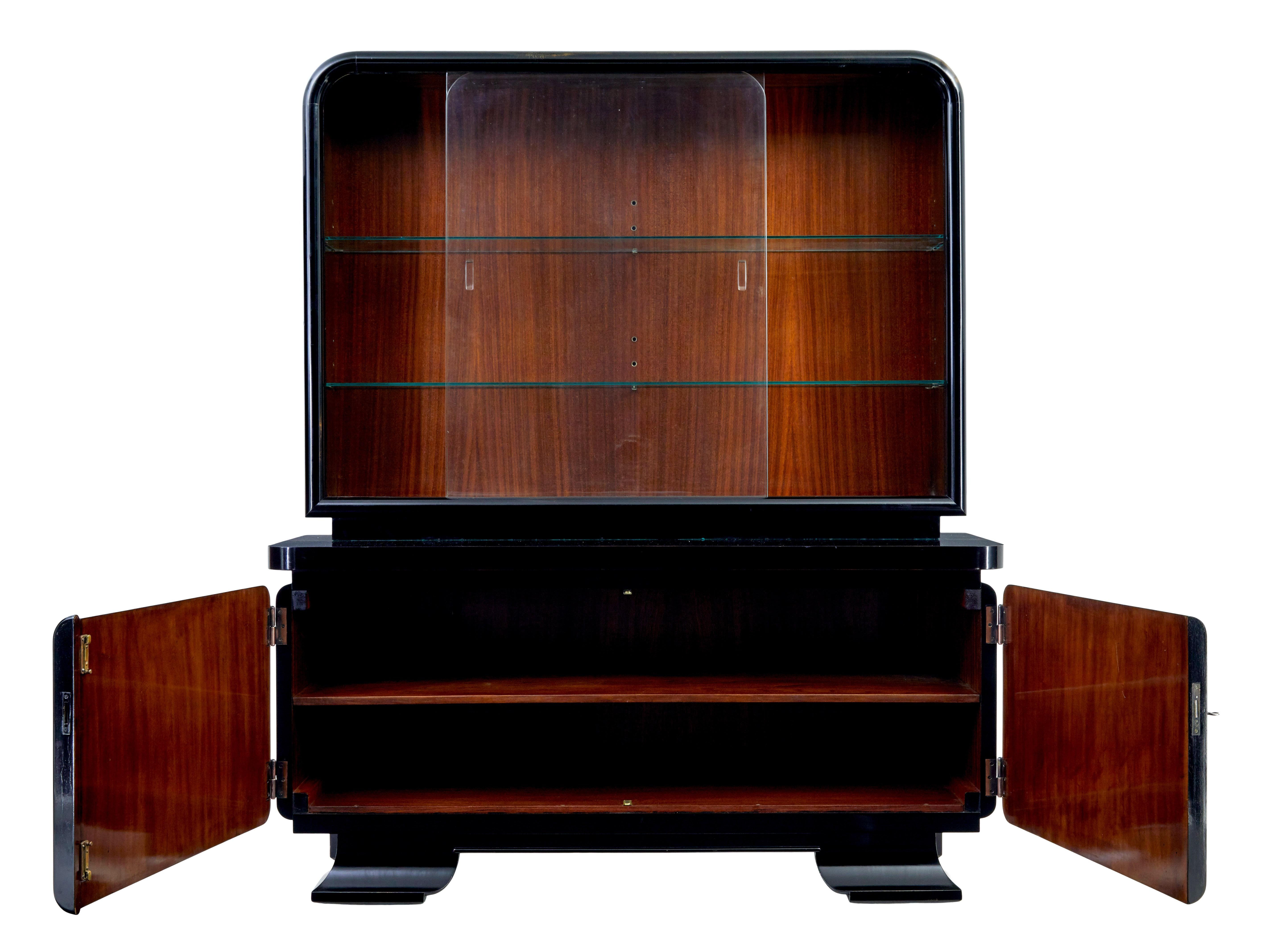 Coppia di vetrine art déco laccate di nero e smaltate In condizioni buone in vendita a Debenham, Suffolk