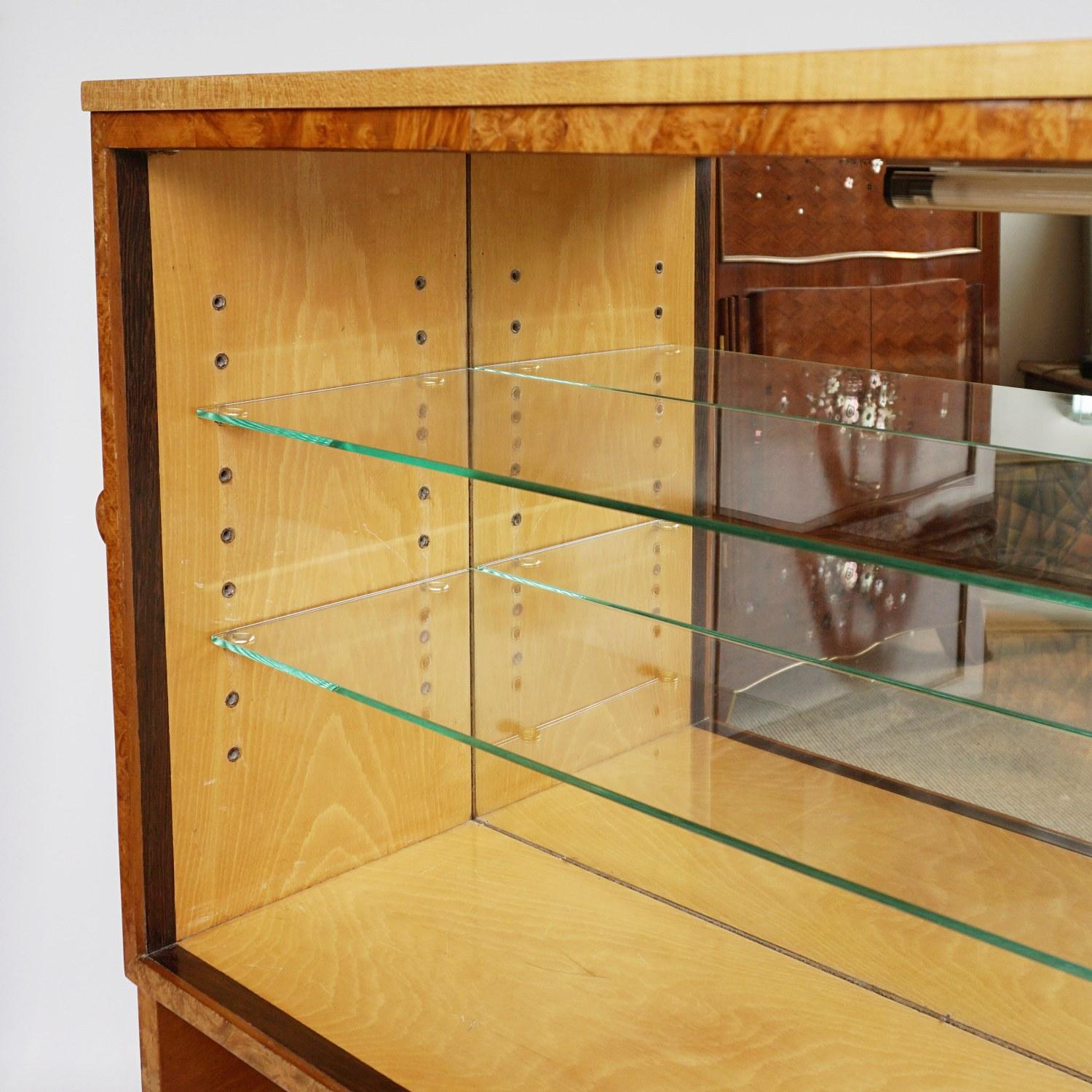 Pair of Art Deco Bookcases by Harry & Lou Epstein Burr Walnut and Satin Birch In Good Condition In Forest Row, East Sussex