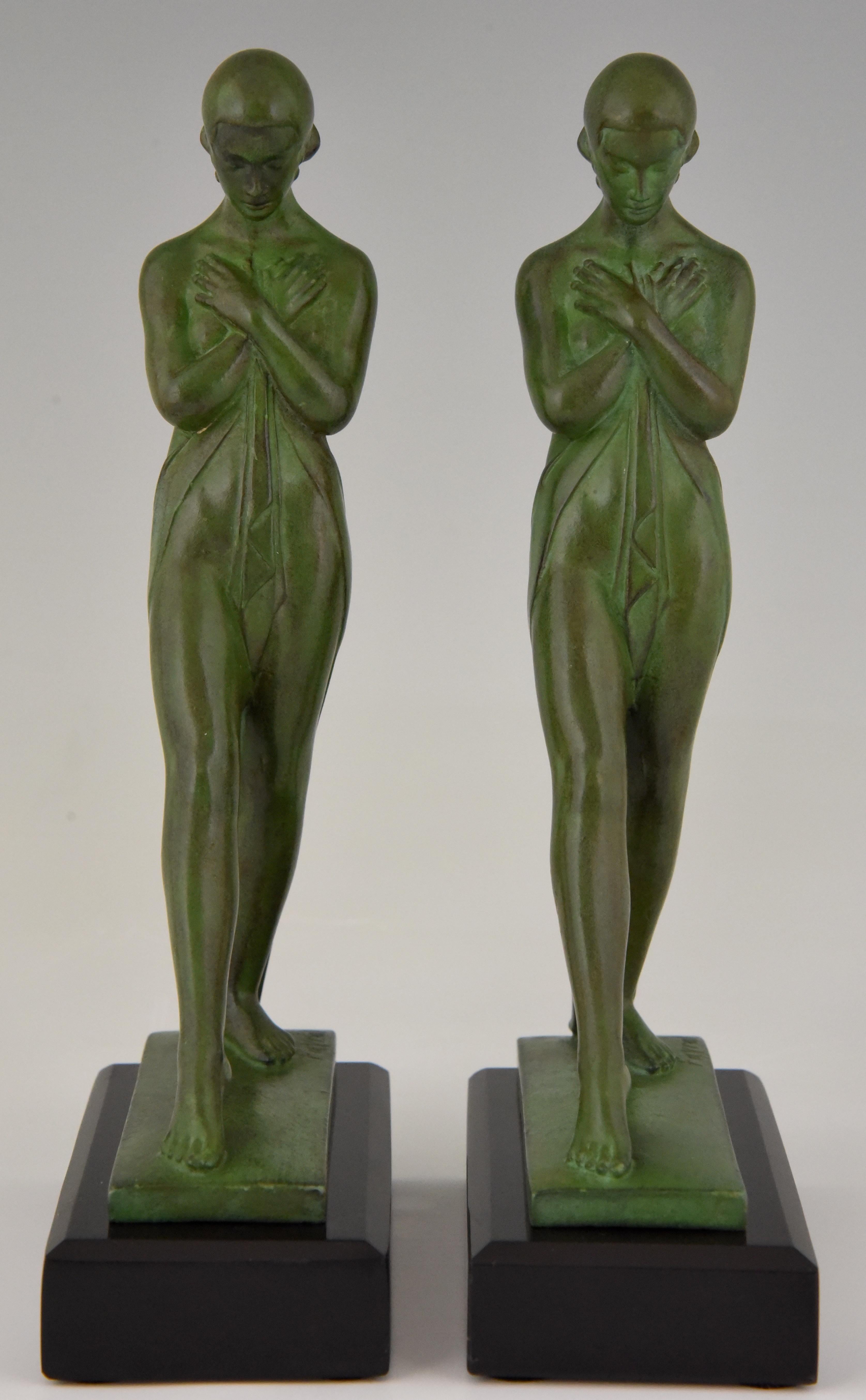 Patinated Pair of Art Deco Bookends Standing Nudes with Drape Fayral, Pierre le Faguays
