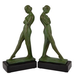 Pair of Art Deco Bookends Standing Nudes with Drape Fayral, Pierre le Faguays