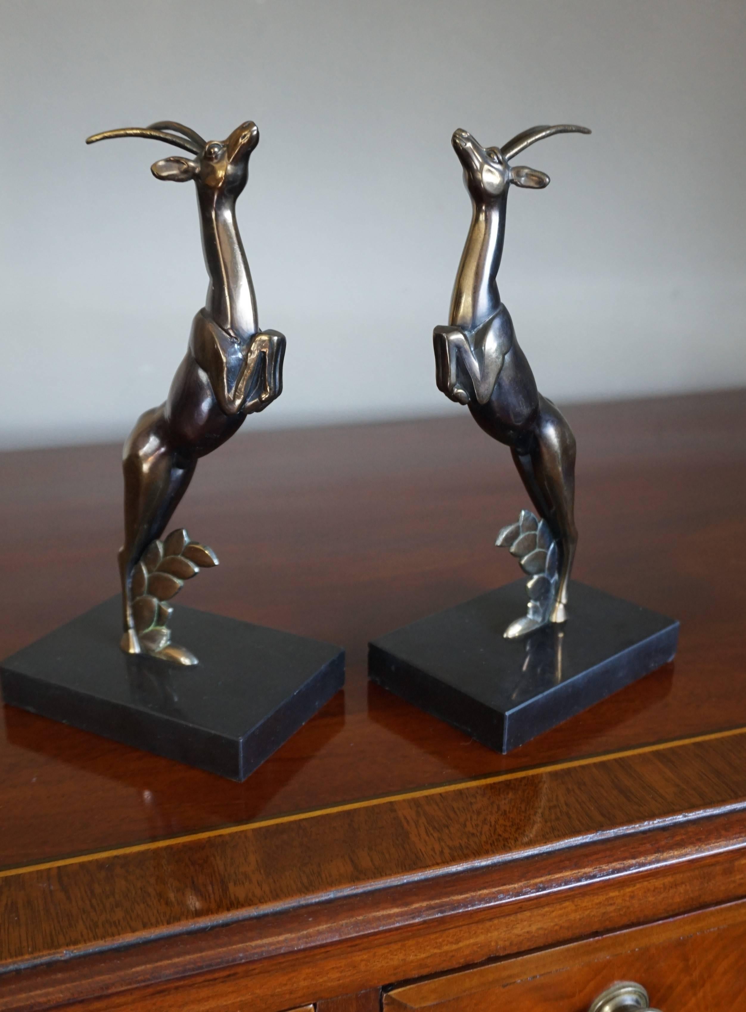Pair of Art Deco Bookends with Brass Jumping Deer Sculptures on Marble Base For Sale 7