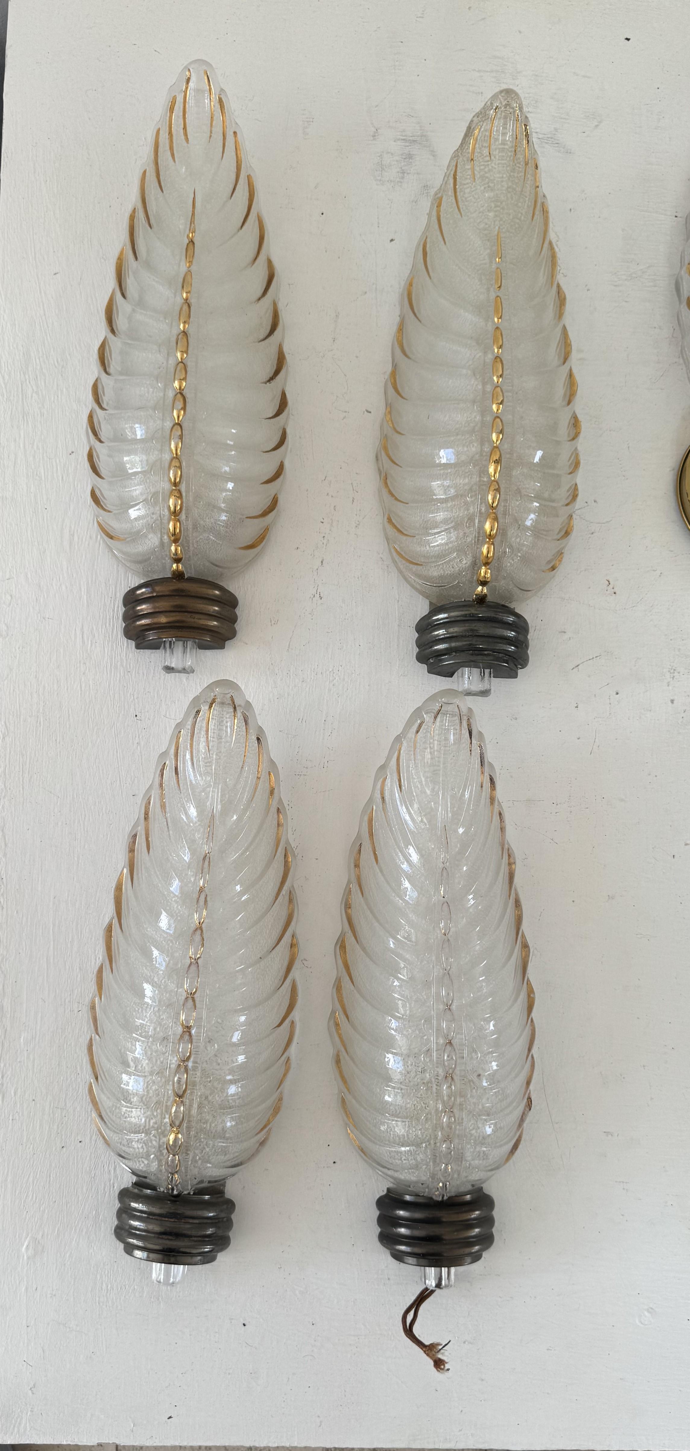 Coppia di lampade Art Deco in ottone e vetro firmate Ezan, Francia, circa anni '40 in vendita 1