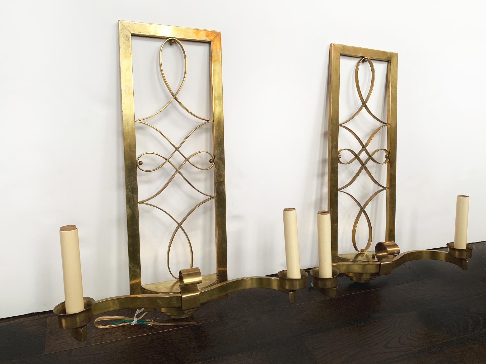 Pair of Art Deco Brass Double-Arm Sconces In Good Condition In New York, NY