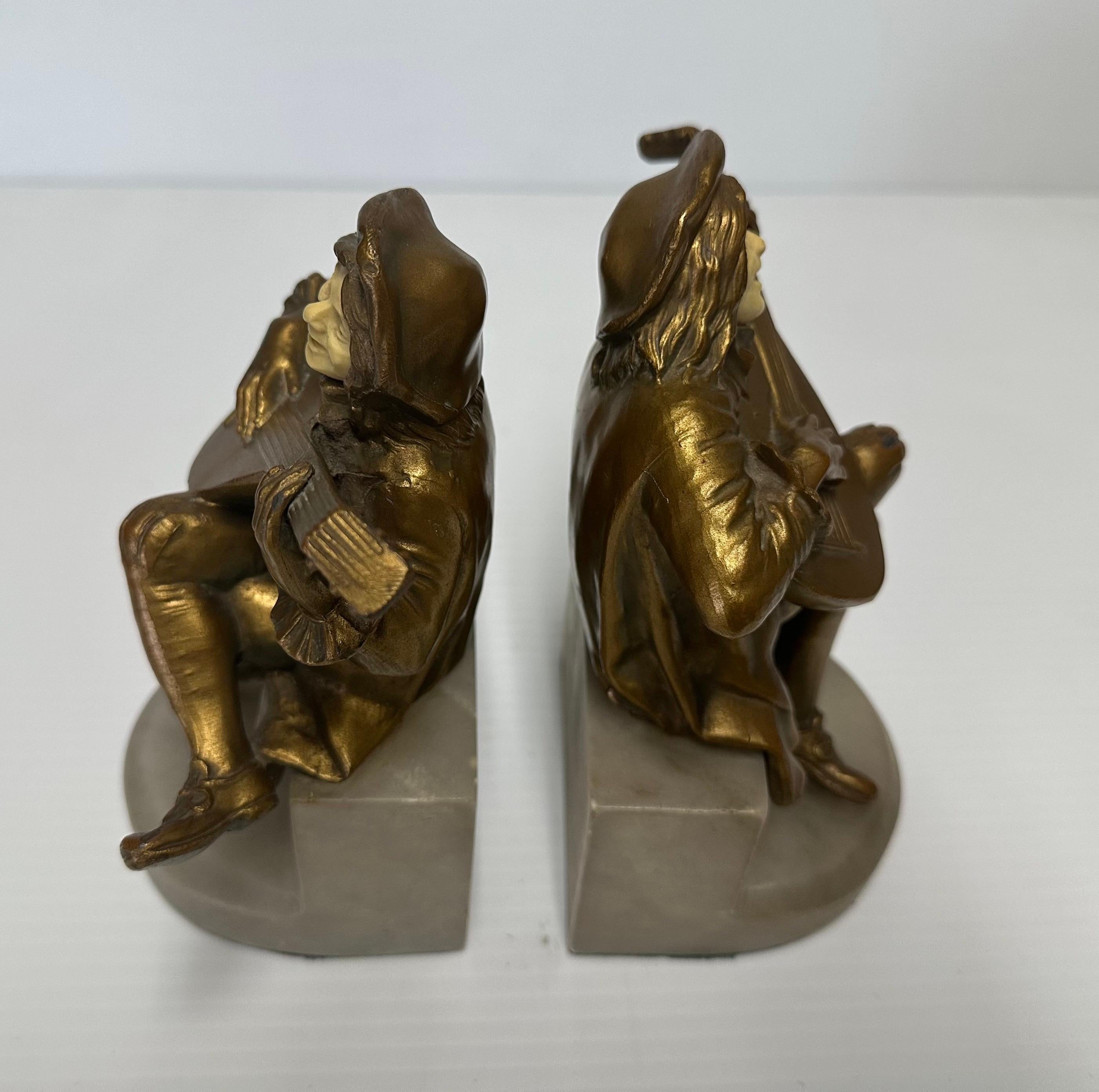 Pair of Art Deco Brass Minstrel Bookends on Marble Attributed to DAV ART NY in vendita 2