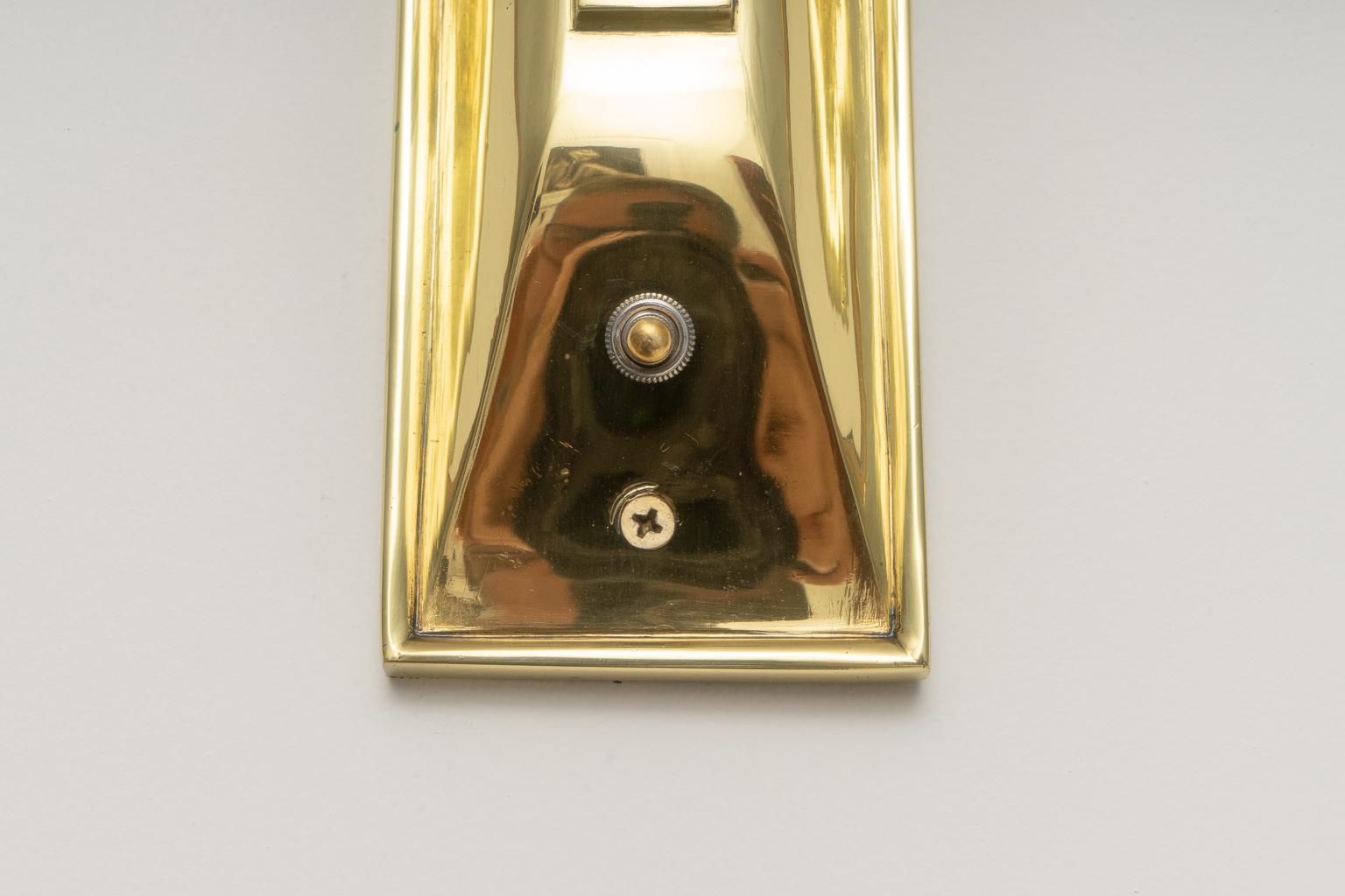 Paar Messing-Wandleuchter im Stil von Jules Leleu im Angebot 5