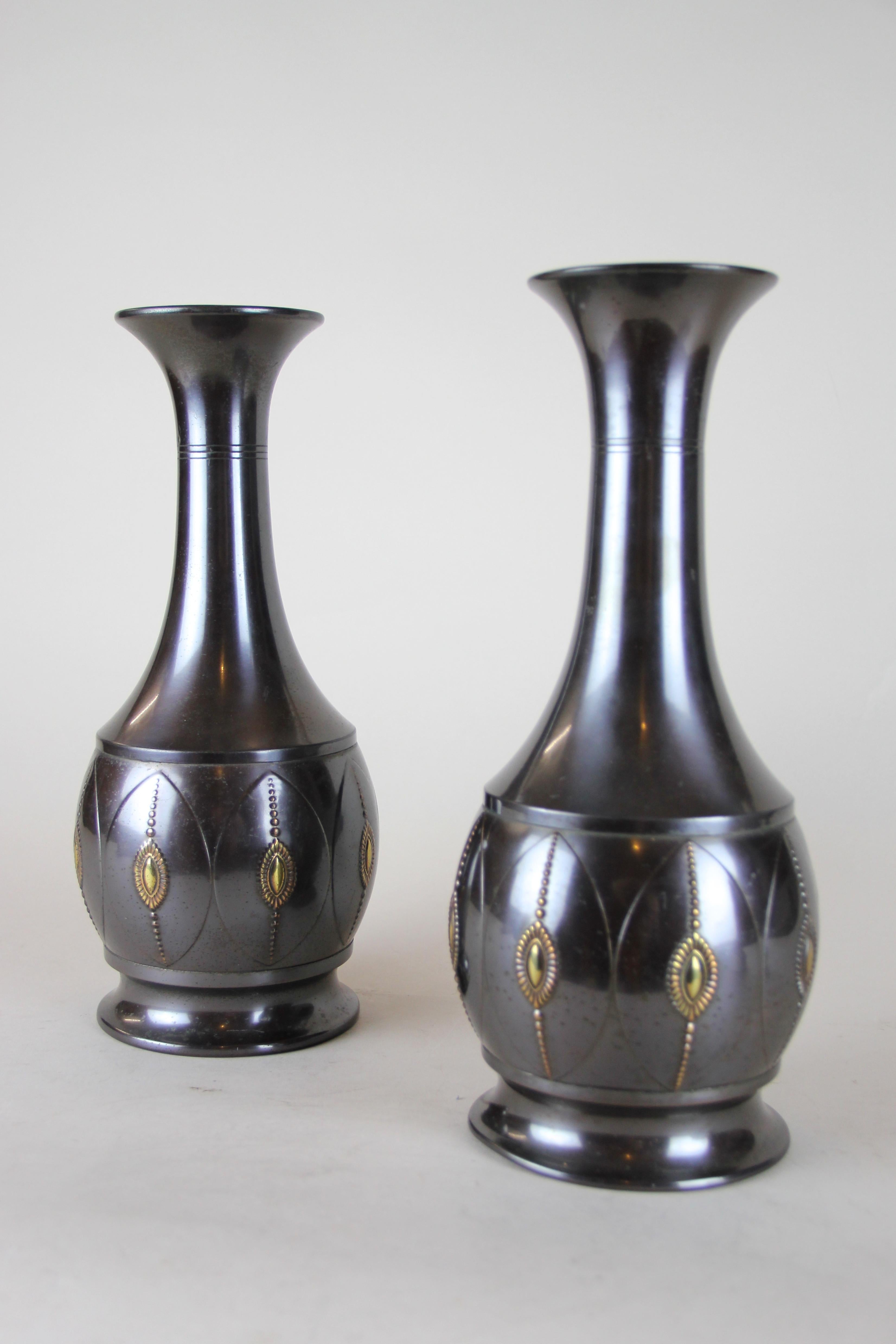 1920 vases