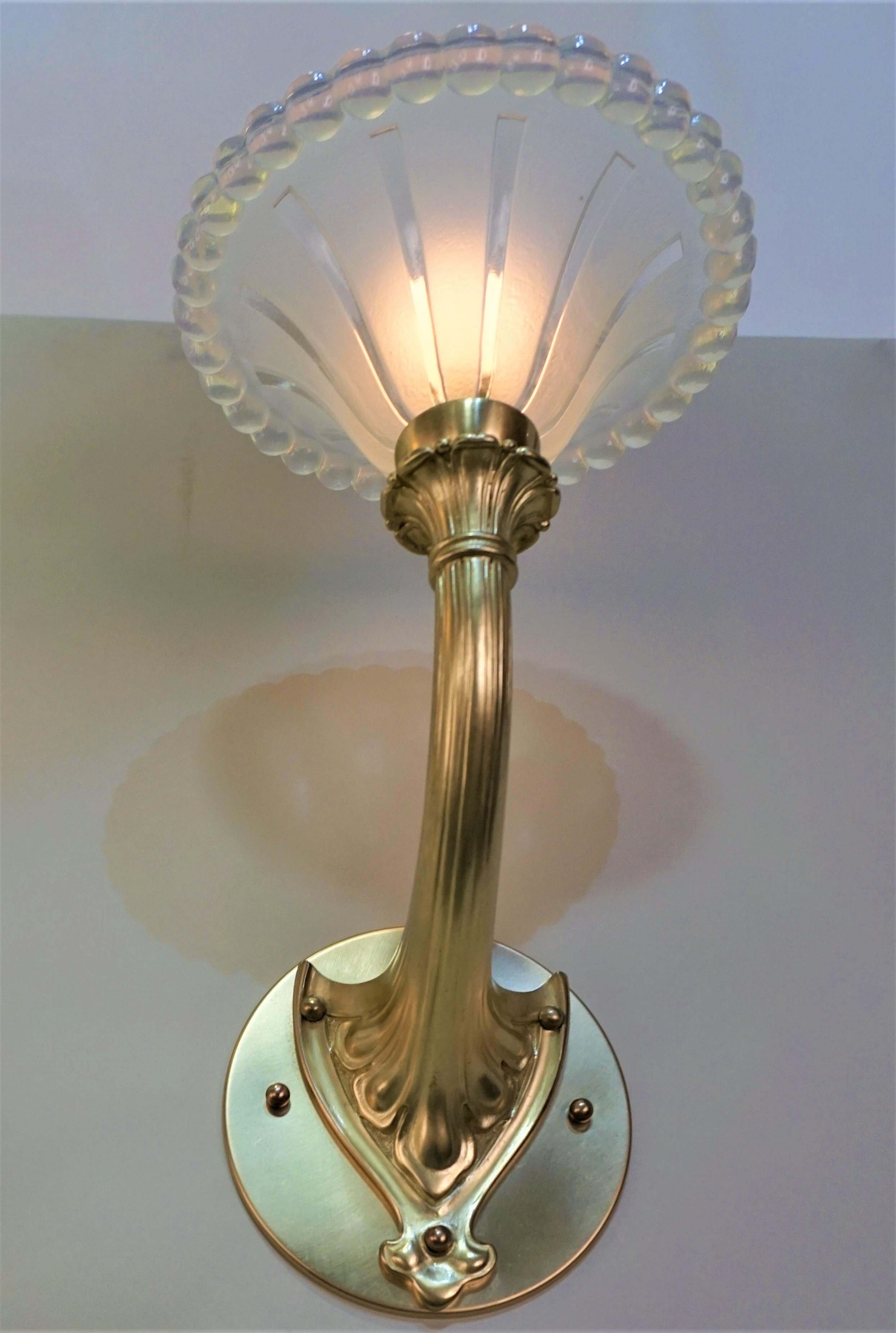 Mid-20th Century Pair of Art Deco Bronze and Opaline Glass Wall Sconces For Sale