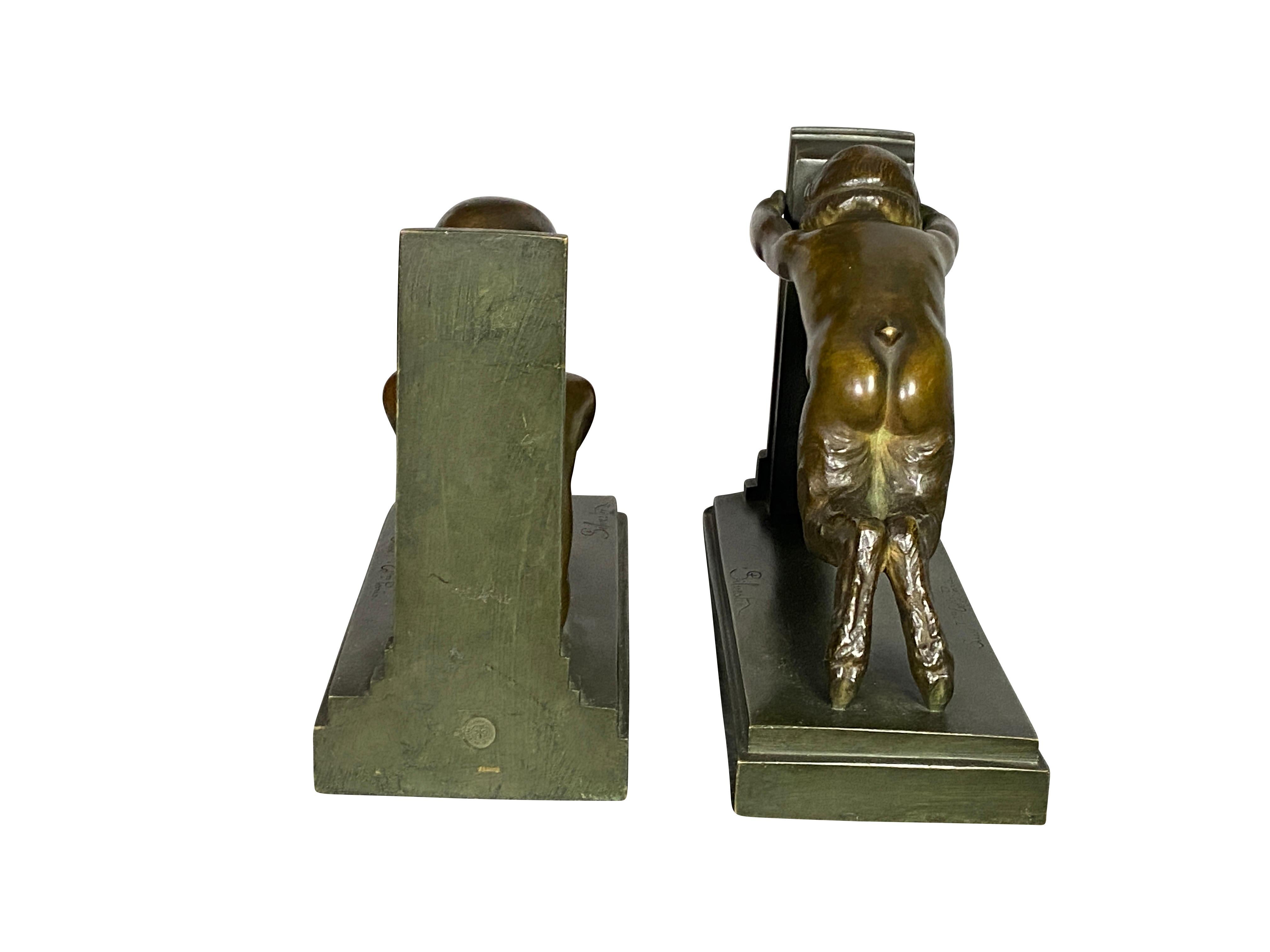Mid-20th Century Pair of Art Deco Bronze Bookends by Paul Silvestre For Sale