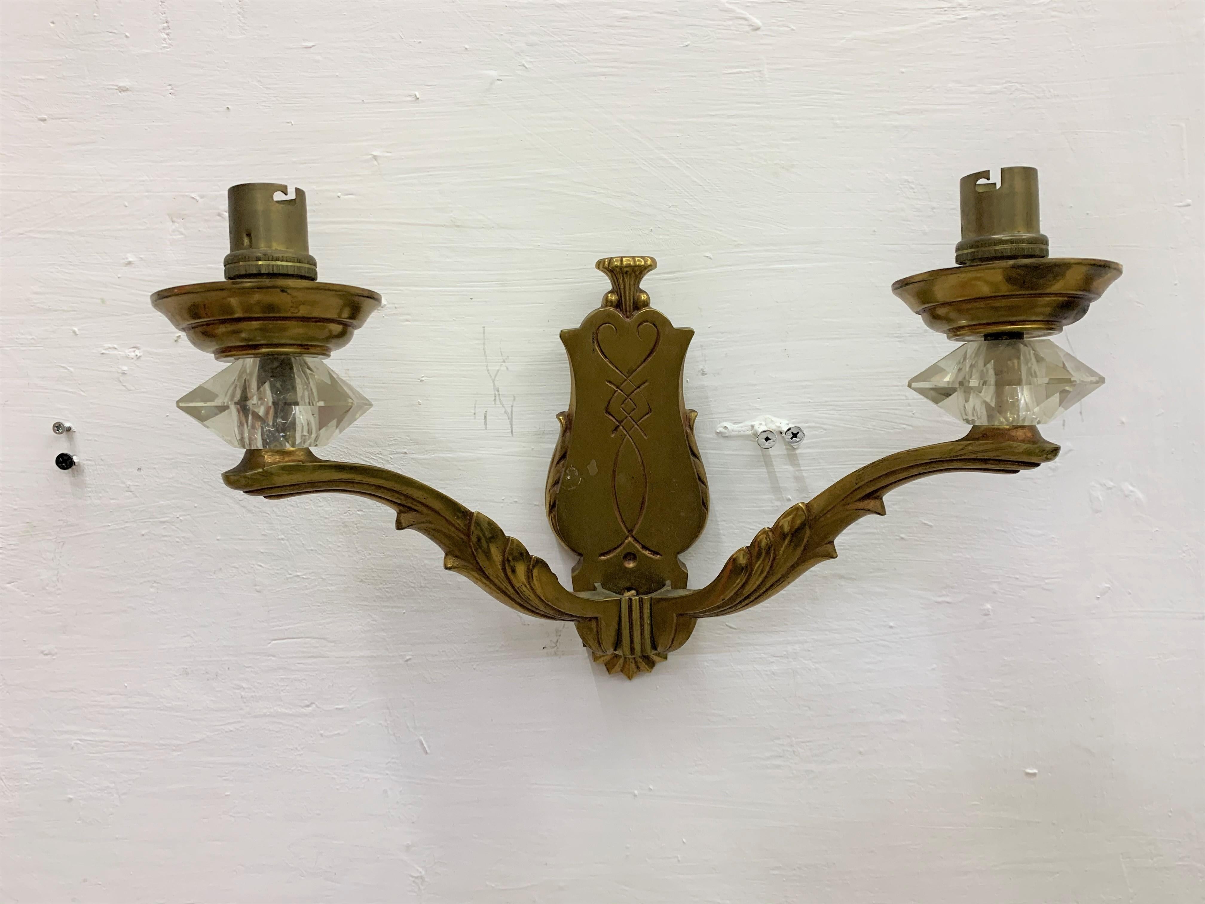 Fait main Paire d'appliques en bronze Art Déco attribuées à Georges Leleu France, vers 1920 en vente