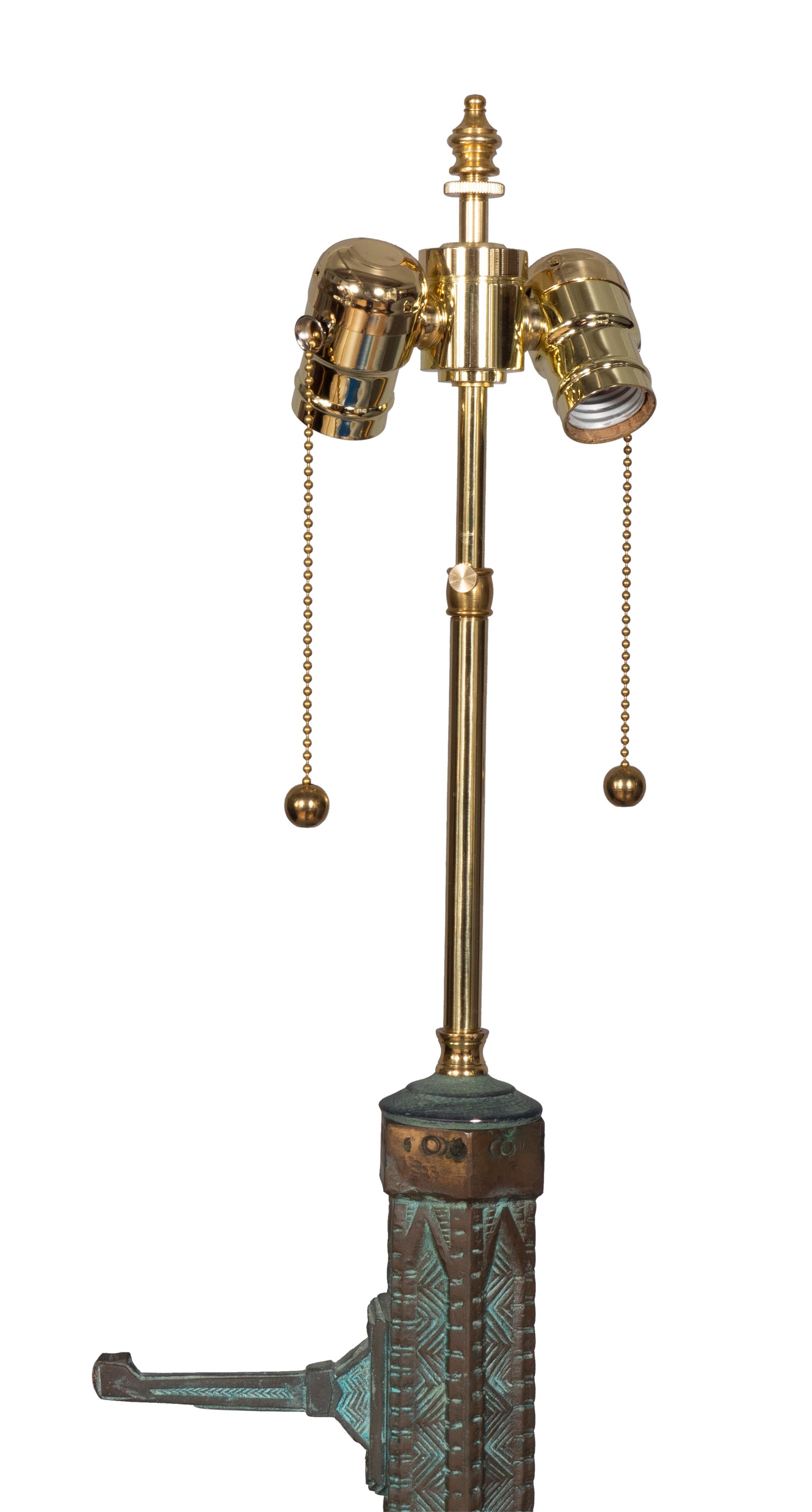 Paire de lampes de table Art Déco en bronze en vente 12