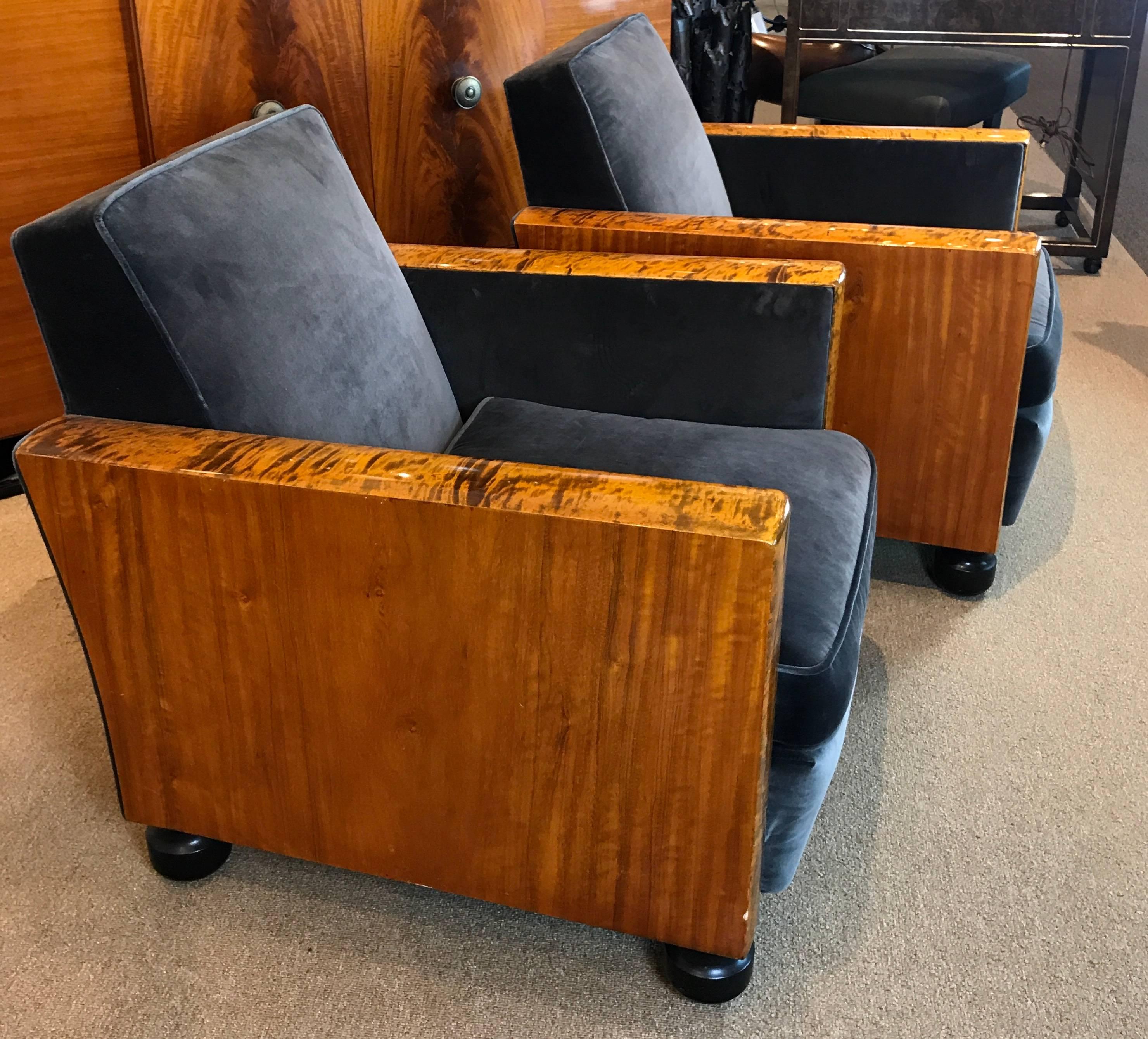 Pair of Art Deco Burl Wood Lounge Chairs 6