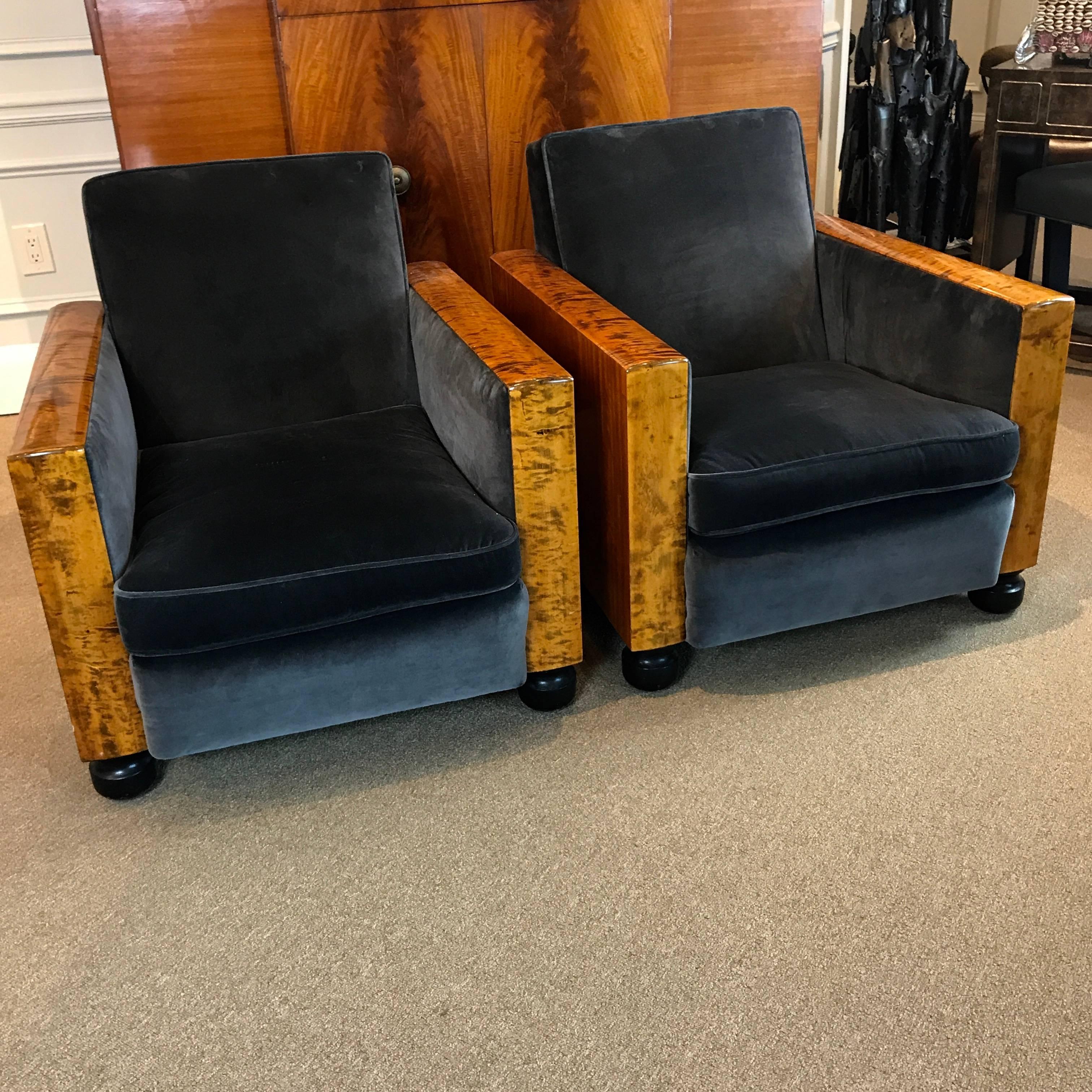 Pair of Art Deco Burl Wood Lounge Chairs 9
