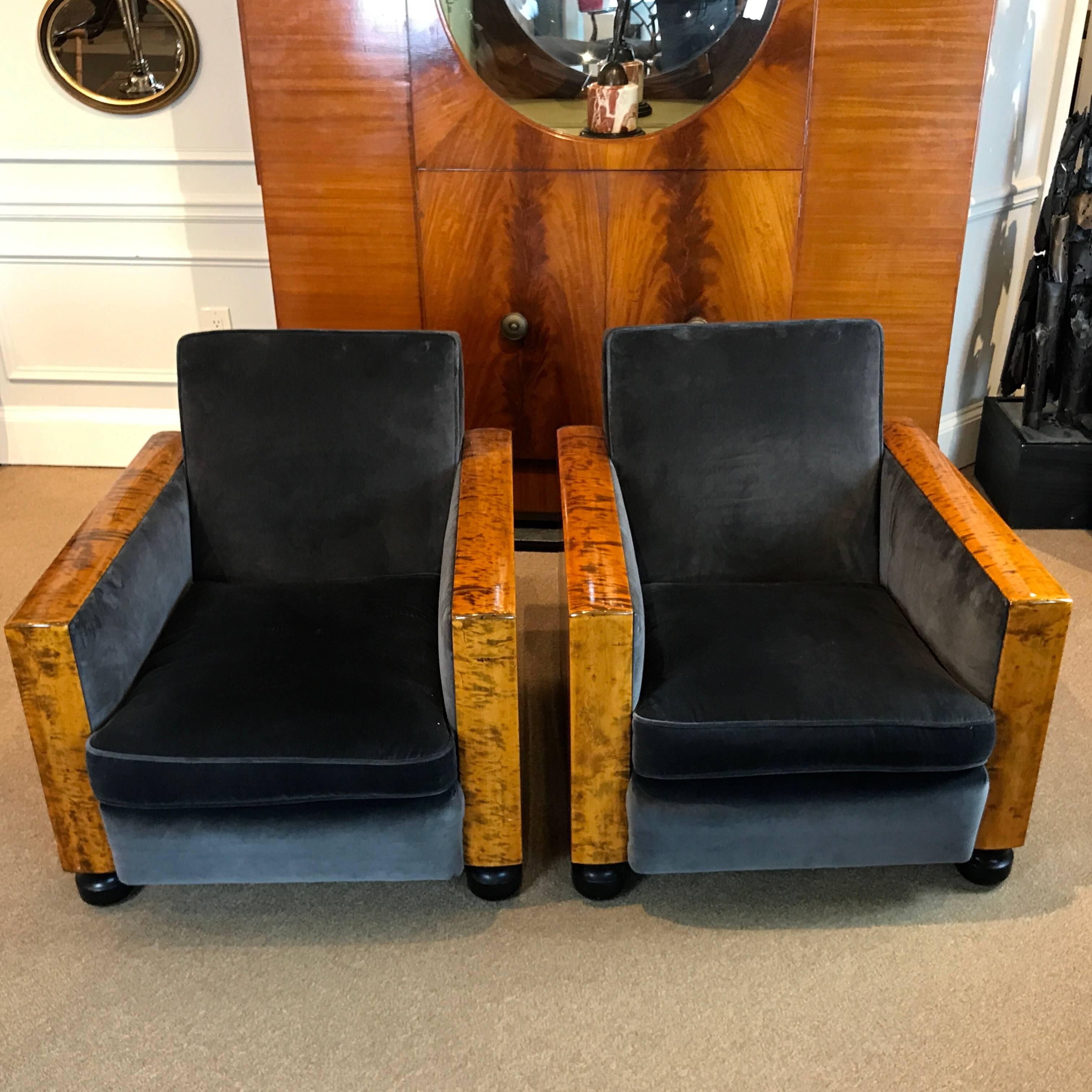 Pair of Art Deco Burl Wood Lounge Chairs 11