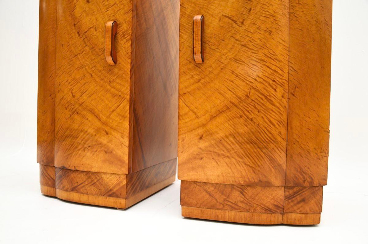 Pair of Art Deco Burr Walnut Bedside Cabinets For Sale 6