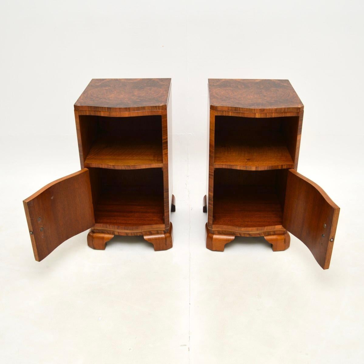 British Pair of Art Deco Burr Walnut Bedside Cabinets For Sale