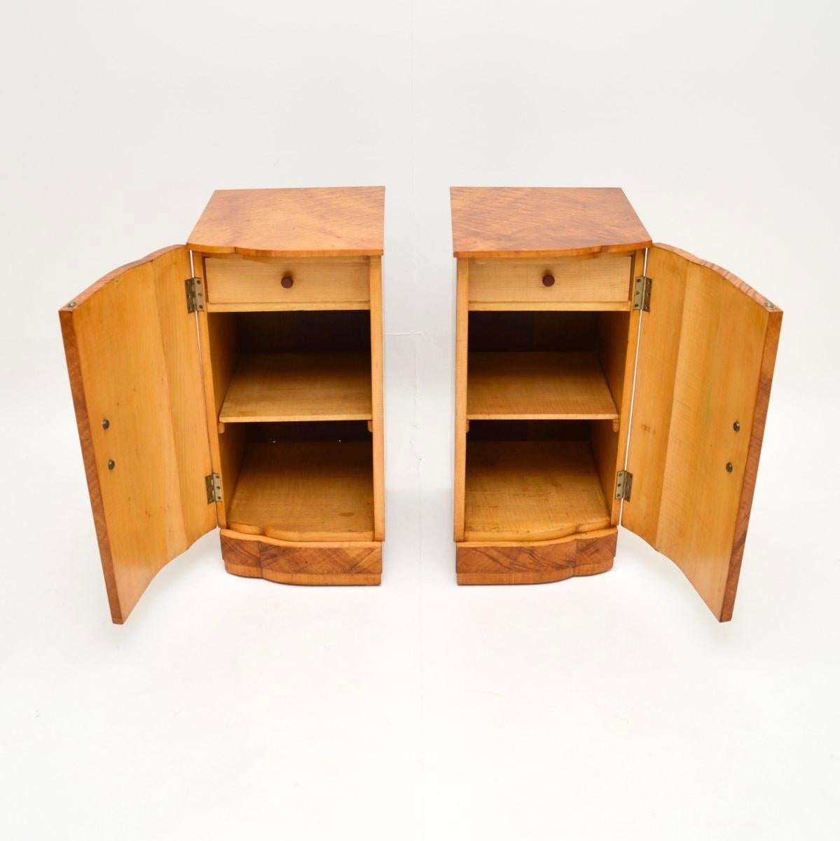 British Pair of Art Deco Burr Walnut Bedside Cabinets For Sale