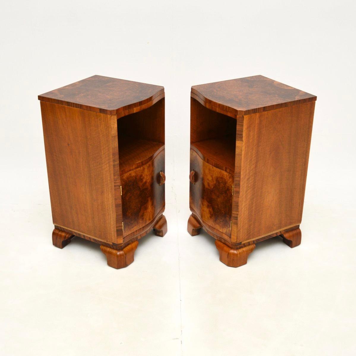 Pair of Art Deco Burr Walnut Bedside Cabinets In Good Condition For Sale In London, GB