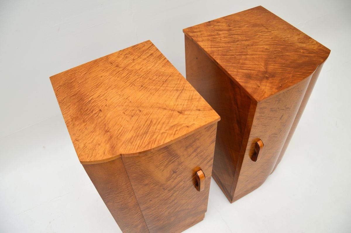 Pair of Art Deco Burr Walnut Bedside Cabinets For Sale 2