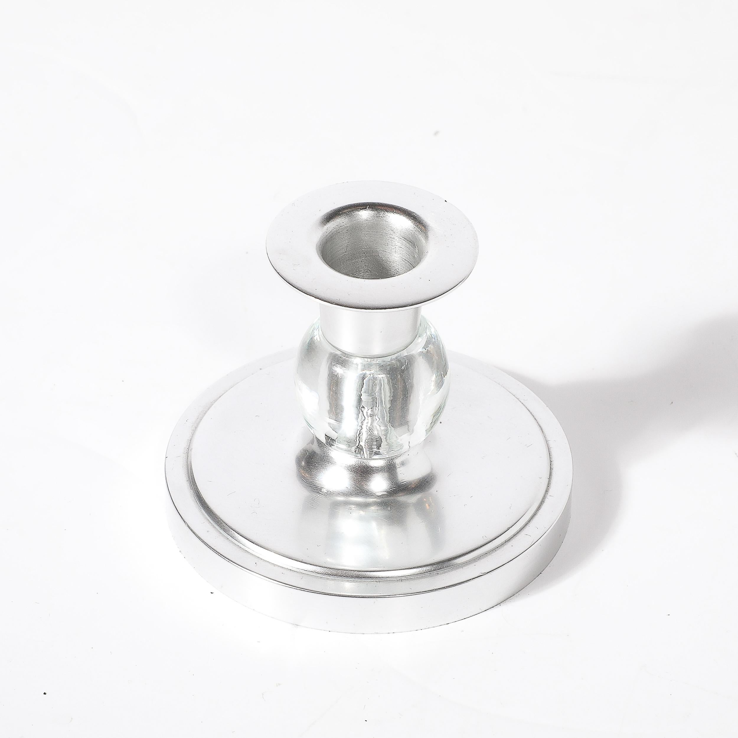 Pareja de Candelabros Art Decó de Aluminio Cepillado y Cristal firmados Kensington en venta 2