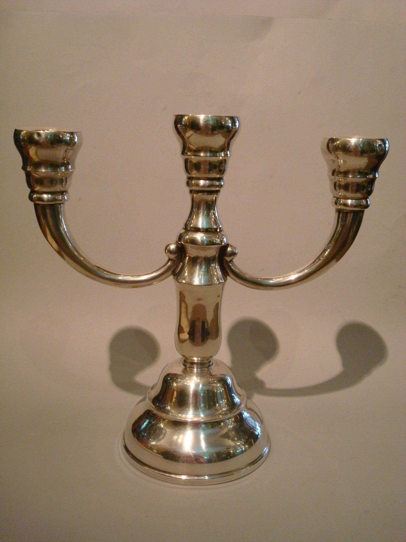 Pair of Art Deco Candlesticks Made of Italian Silver, circa 1920s For Sale 1