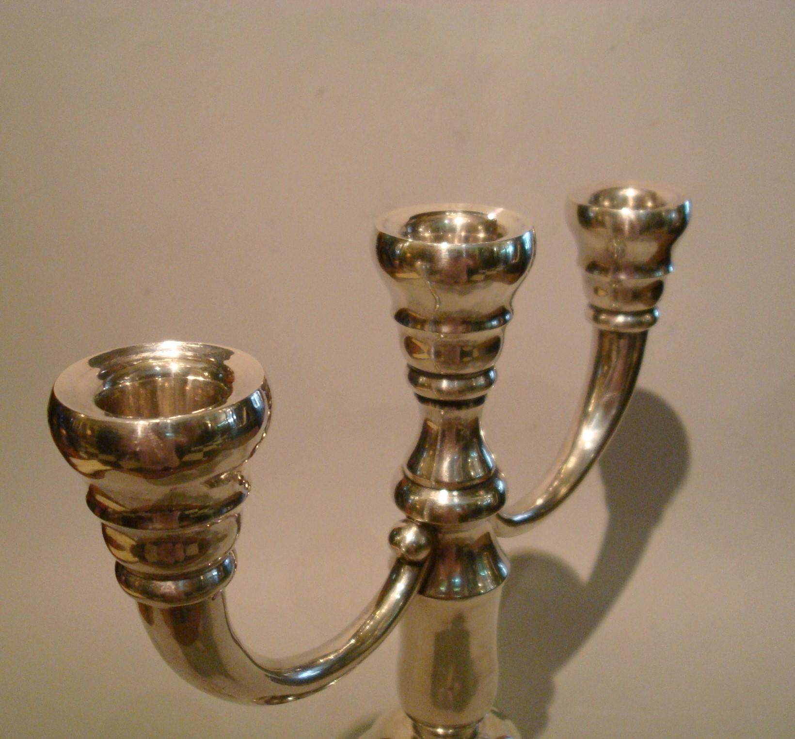 Pair of Art Deco Candlesticks Made of Italian Silver, circa 1920s For Sale 3