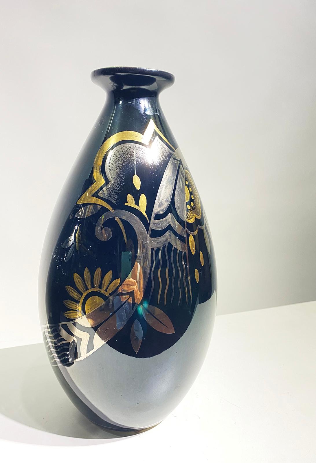 art deco vase gold