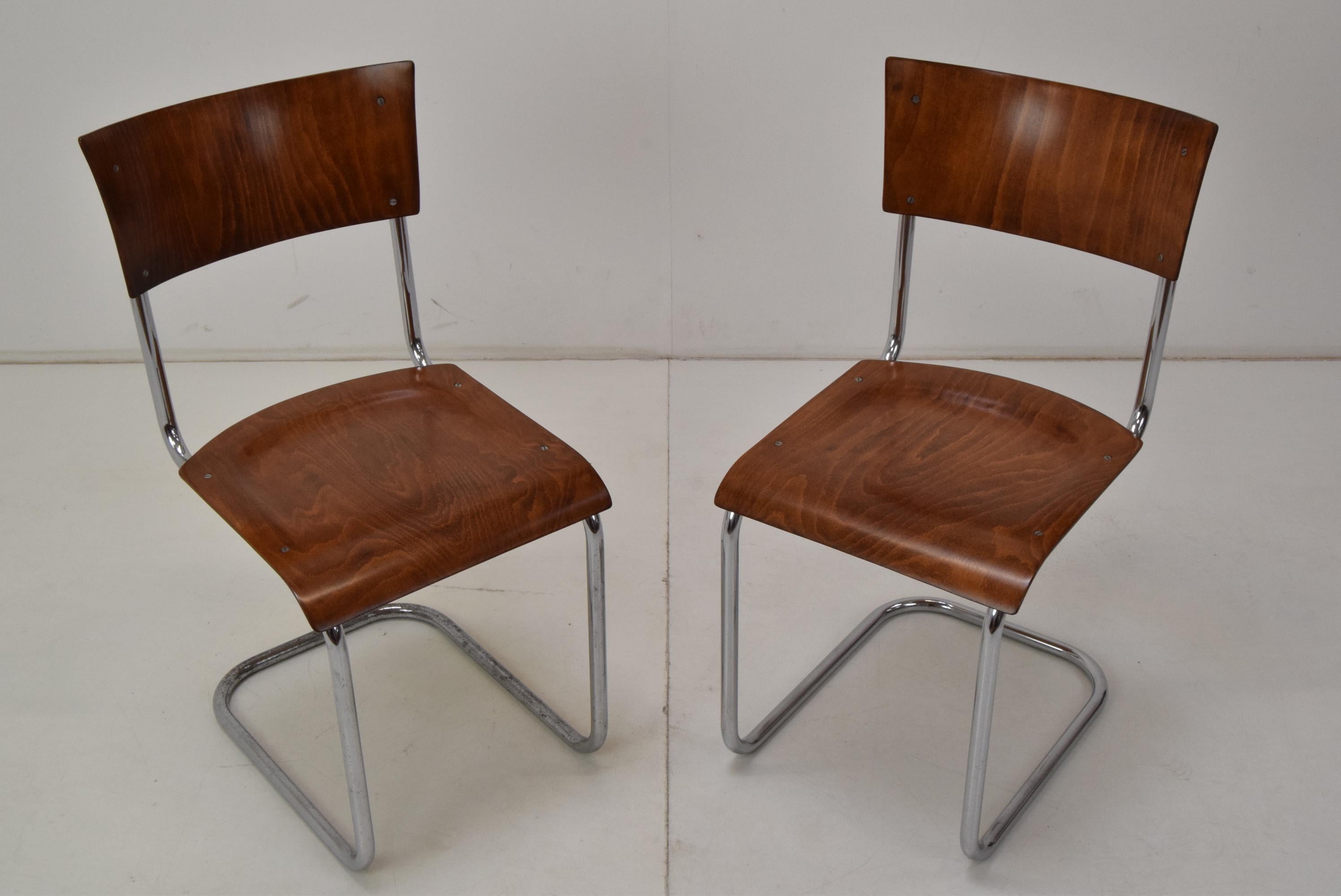 Czech Pair of Art Deco Chairs, Designed by Mart Stam, 1930´s For Sale