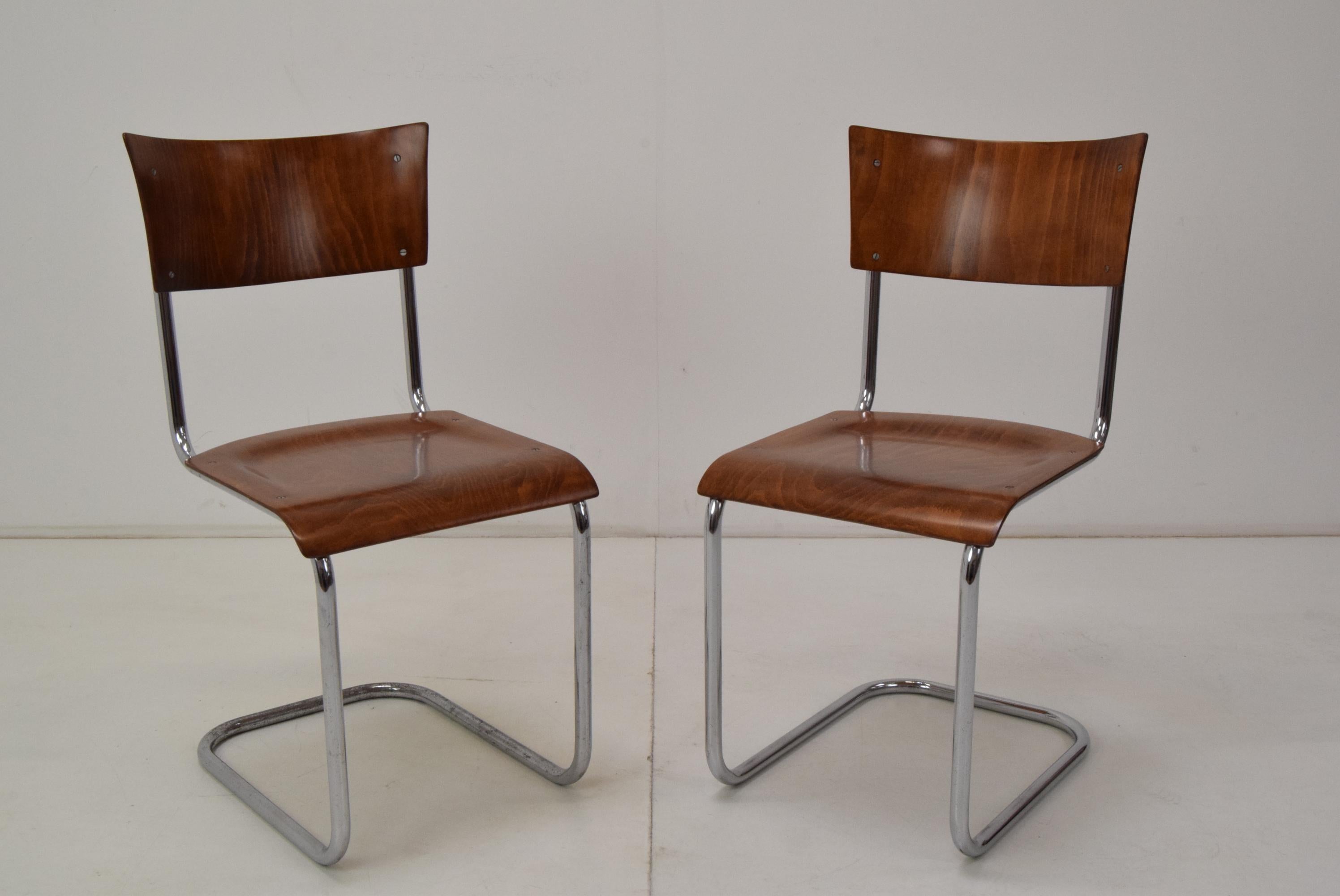 Mid-20th Century Pair of Art Deco Chairs, Designed by Mart Stam, 1930´s For Sale