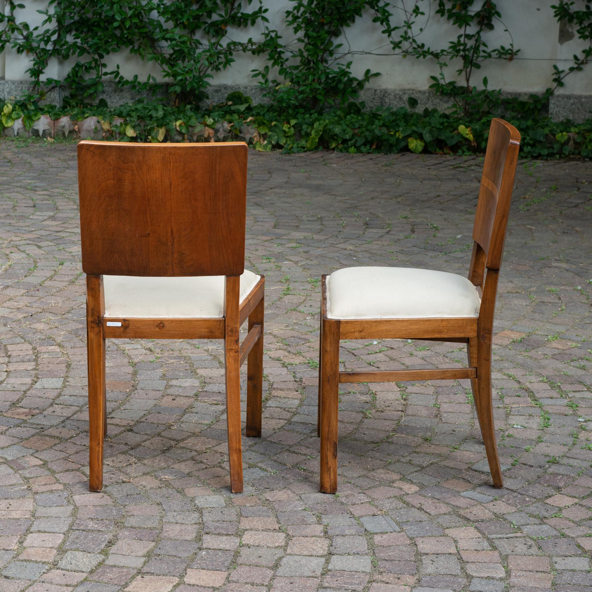 20th Century Pair of Art Déco Chairs For Sale