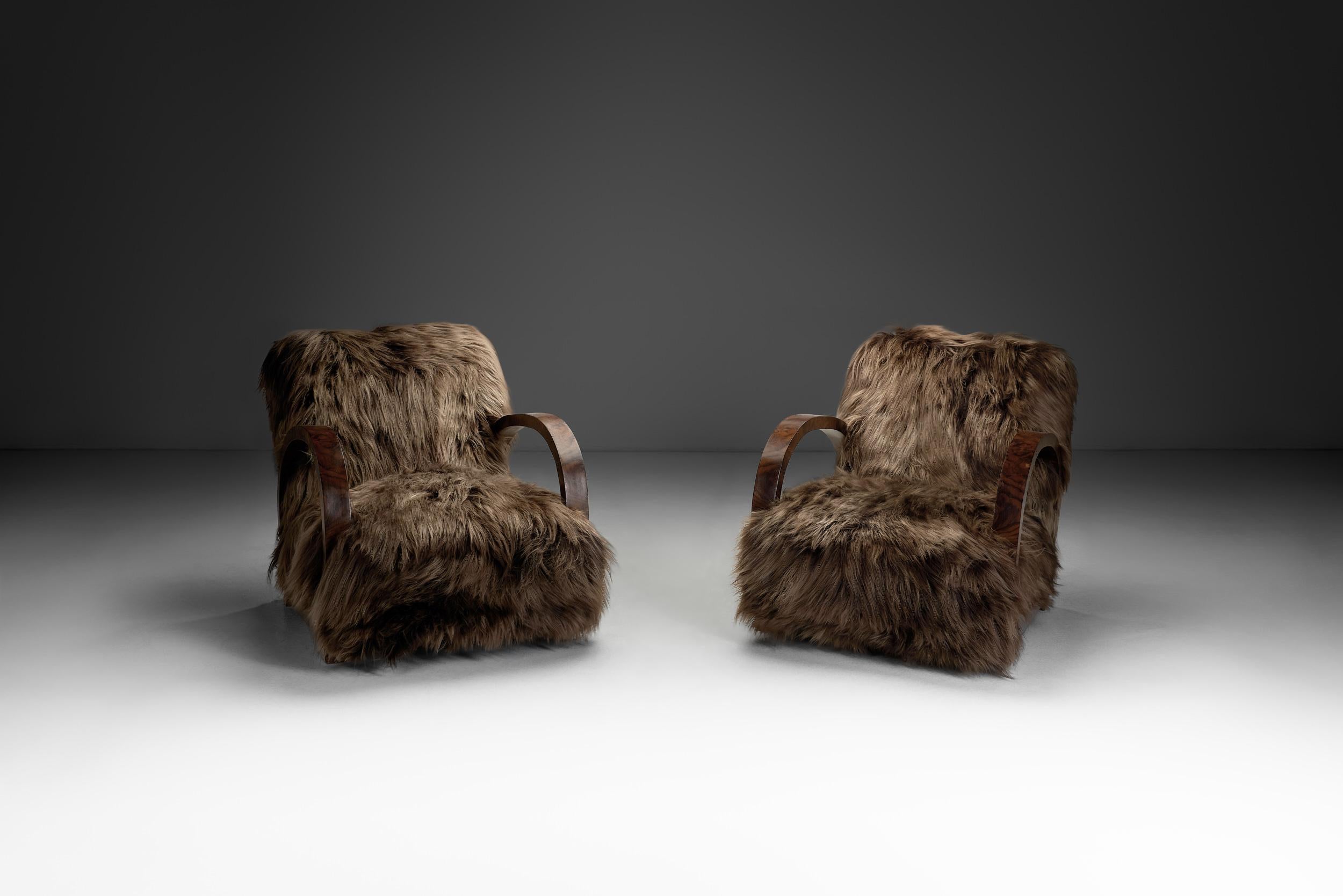 Pair of Art Deco Chairs in Longhair Sheepskin, Europe Mid 20th Century For Sale 1
