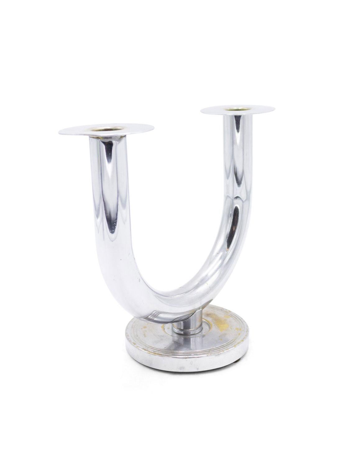 Americano Pair of Art Deco Chrome Candelabras in vendita