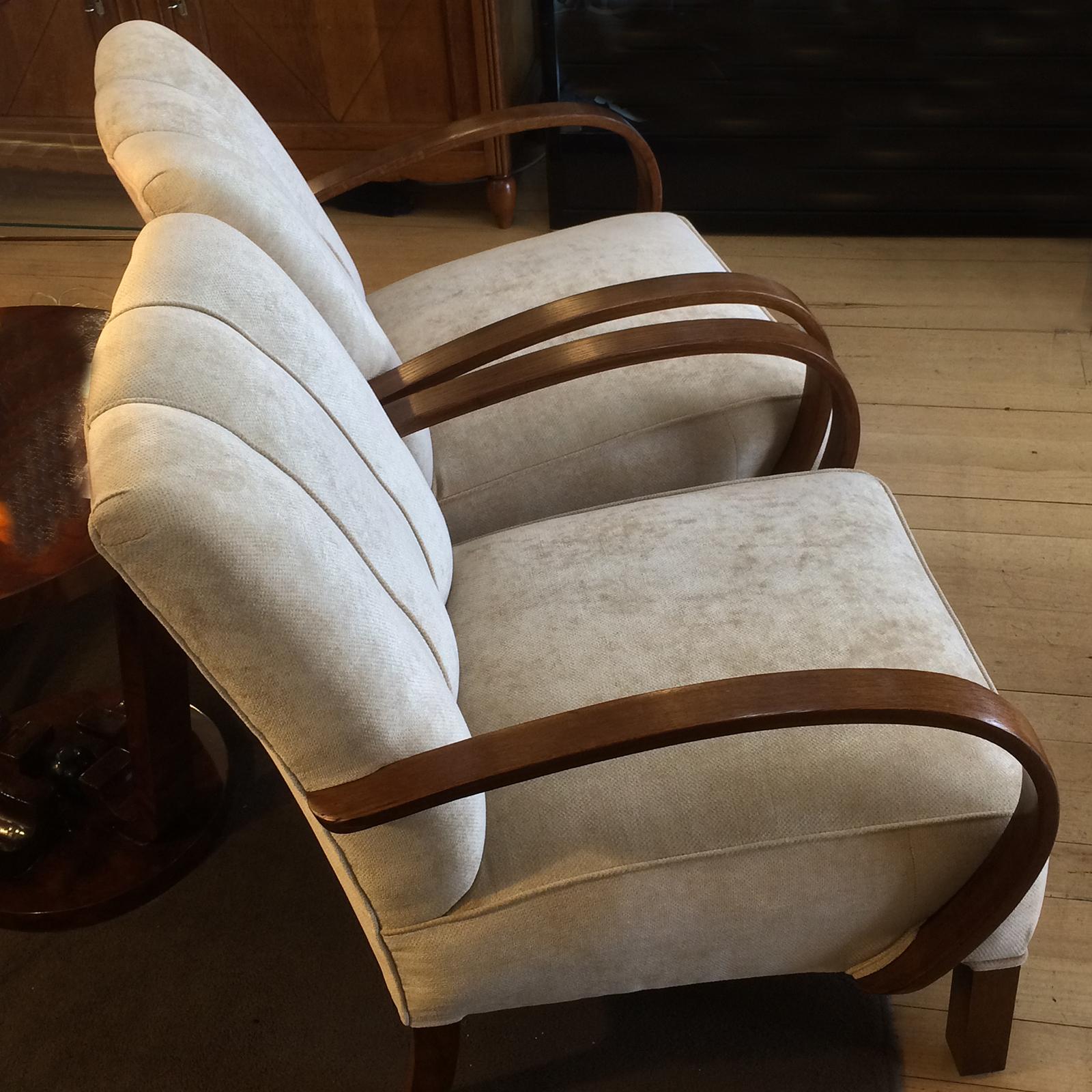 Mid-20th Century Pair of Art Deco circa 1930 German Armchairs Chairs Reupholstered