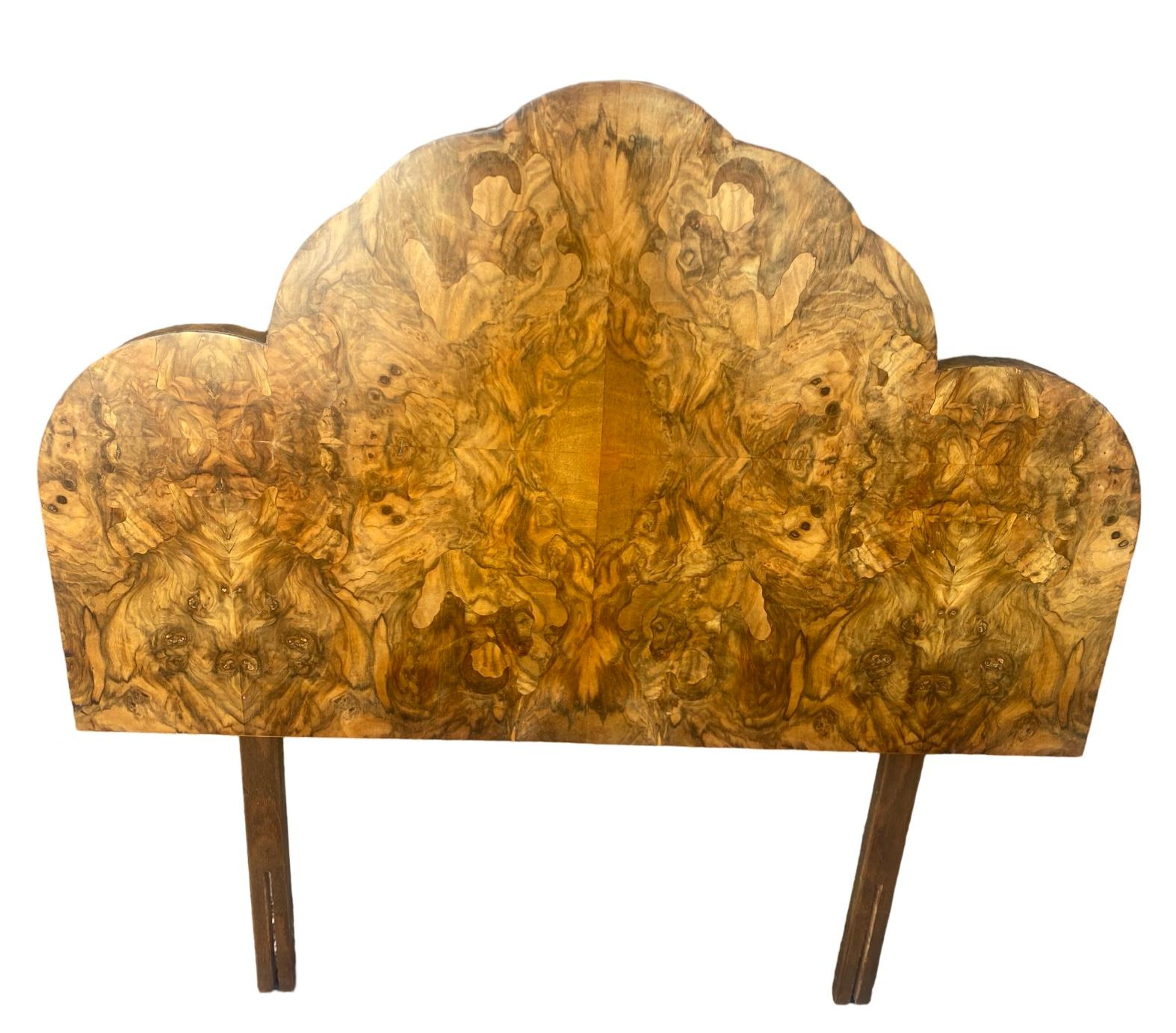Pair of Art Deco Cloud Shaped FiguredWalnut Single Beds For Sale 1