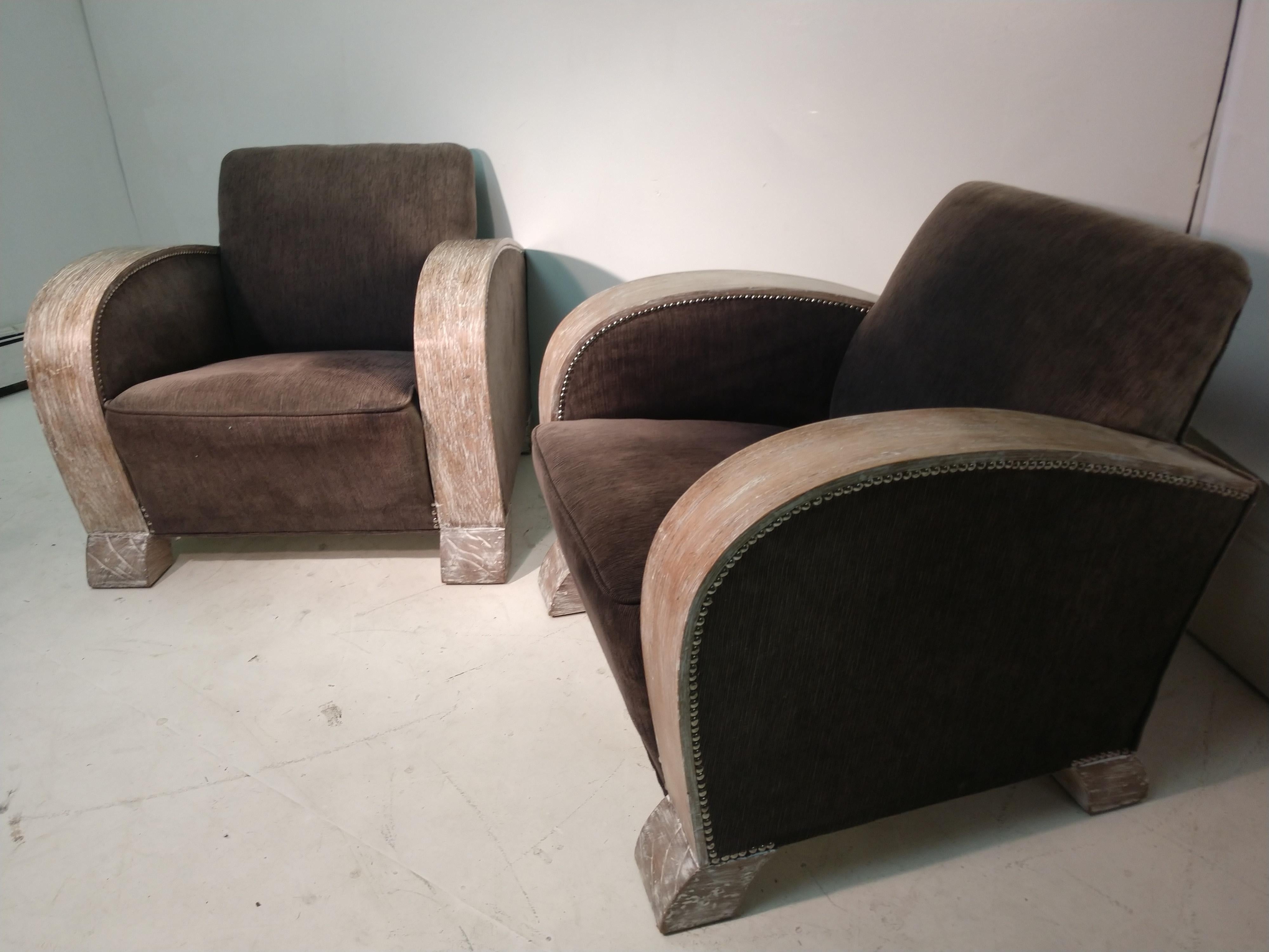 Pair of Art Deco Club Chairs Argentina, circa 1935 For Sale 4