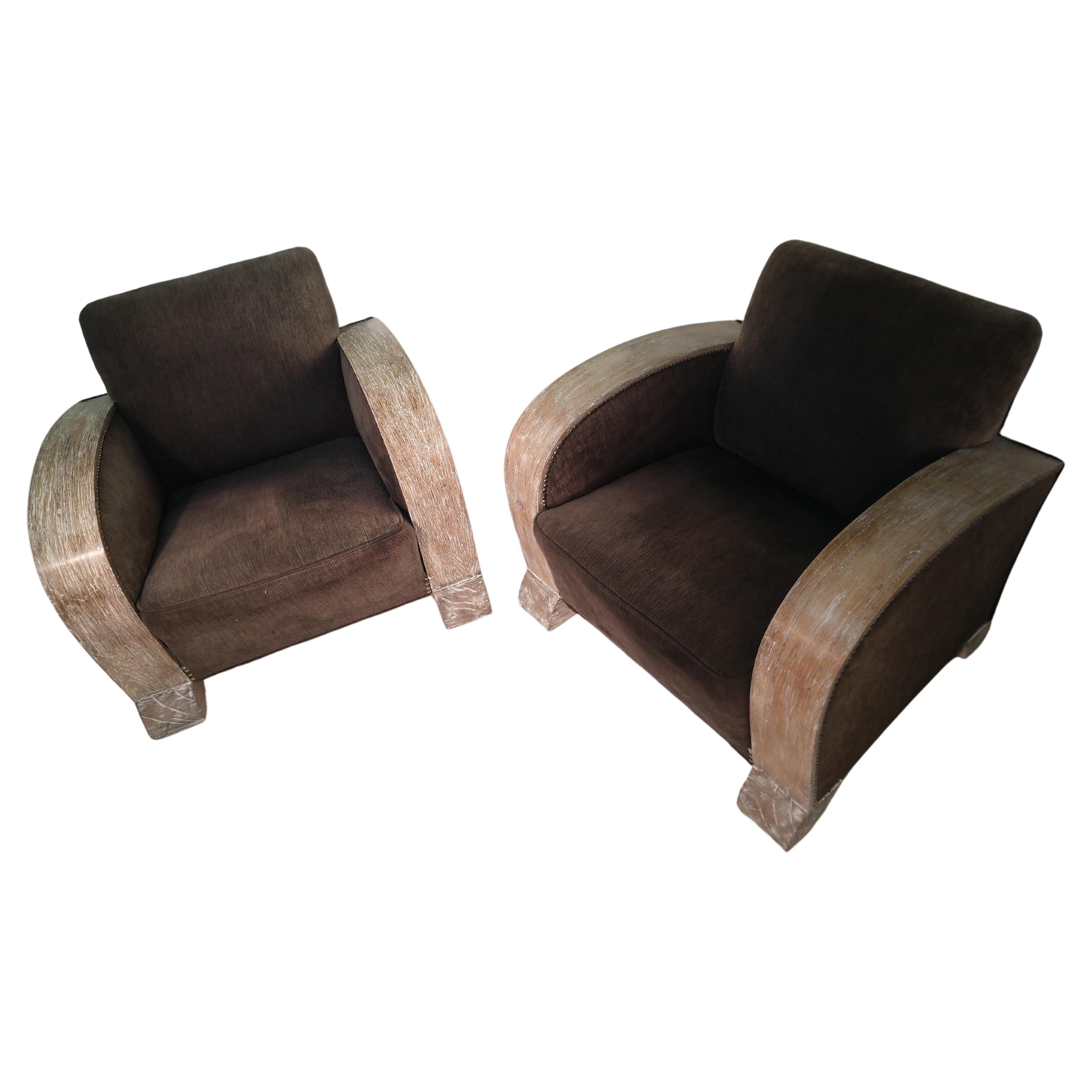 Paire de fauteuils club Art Déco Argentine:: vers 1935