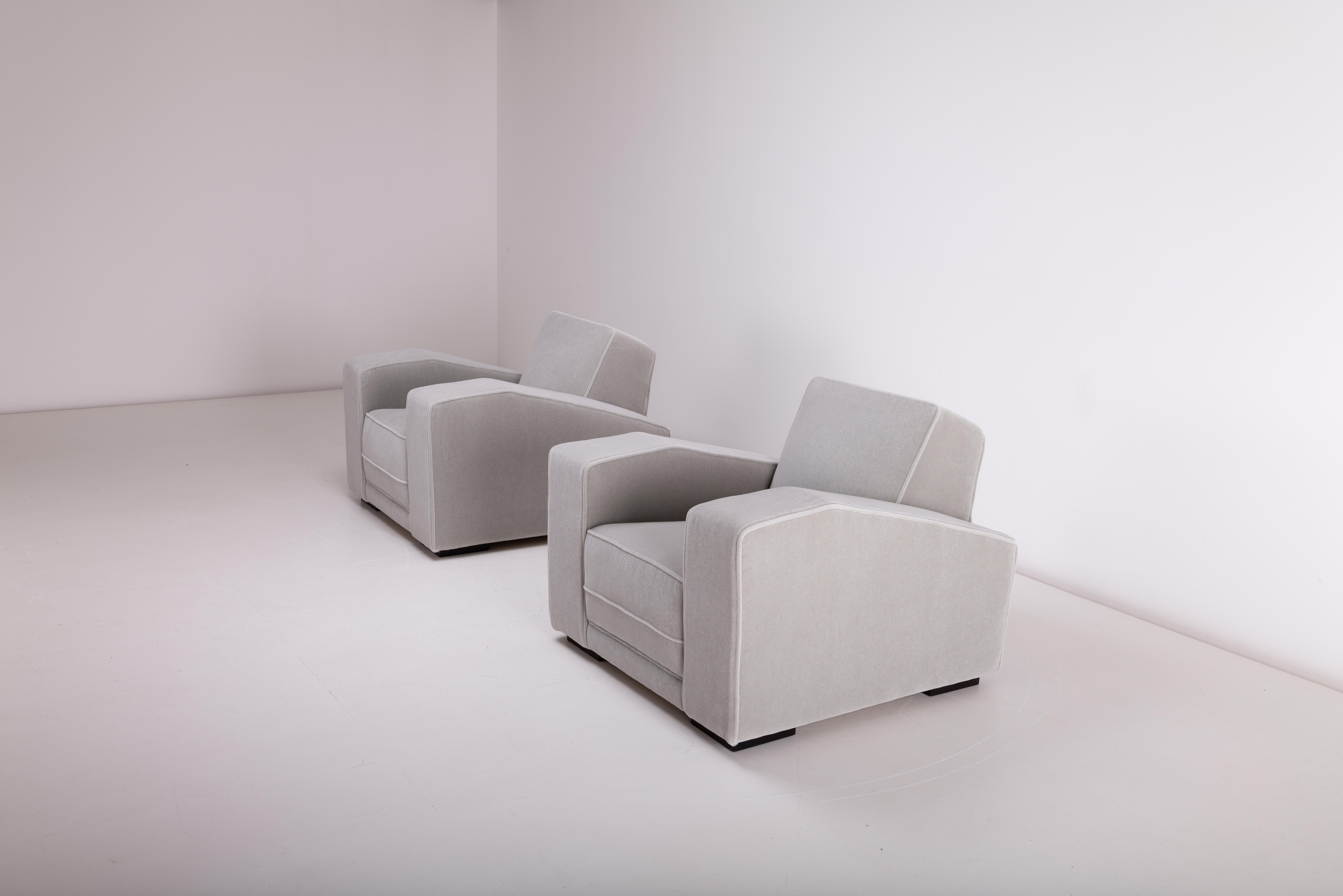 Coppia di sedie da club Art Deco di Bowmans of London 1935 in velluto di mohair In condizioni buone a Uxbridge, GB